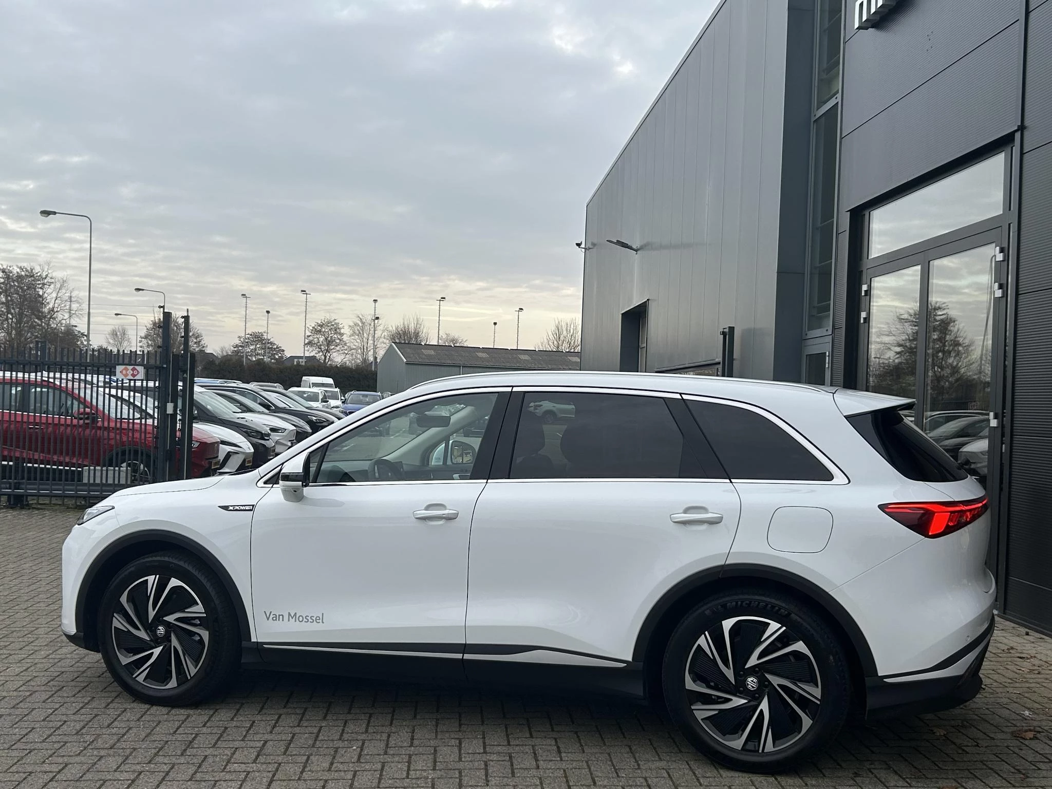 MG MGS6EV – autofoto 5