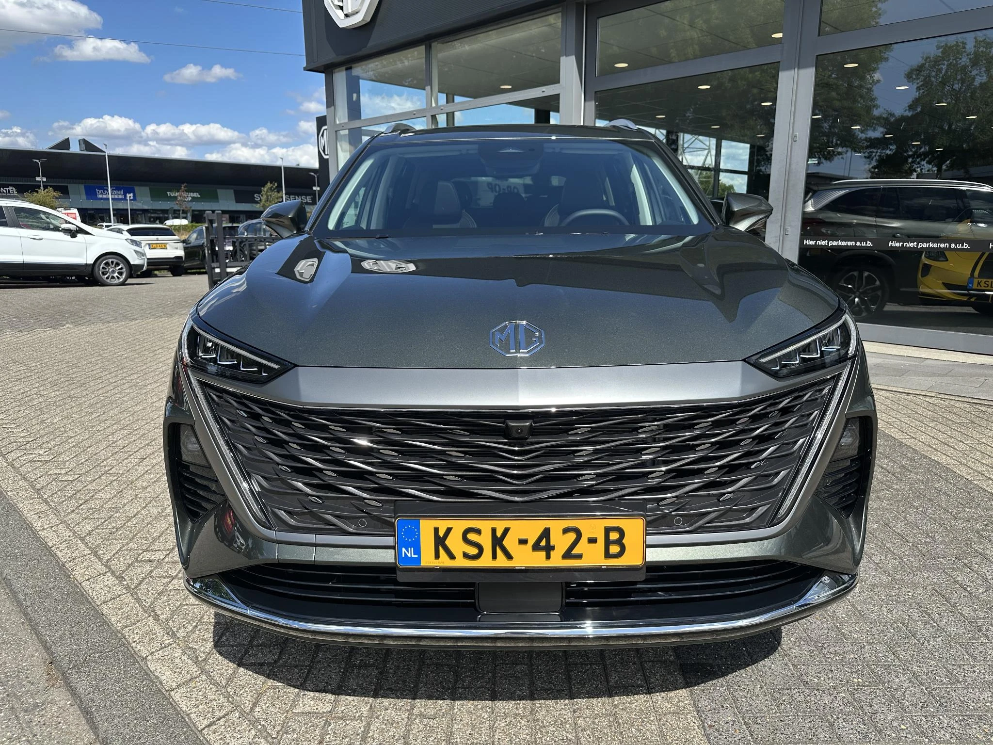 MG MGS9 – autofoto 5