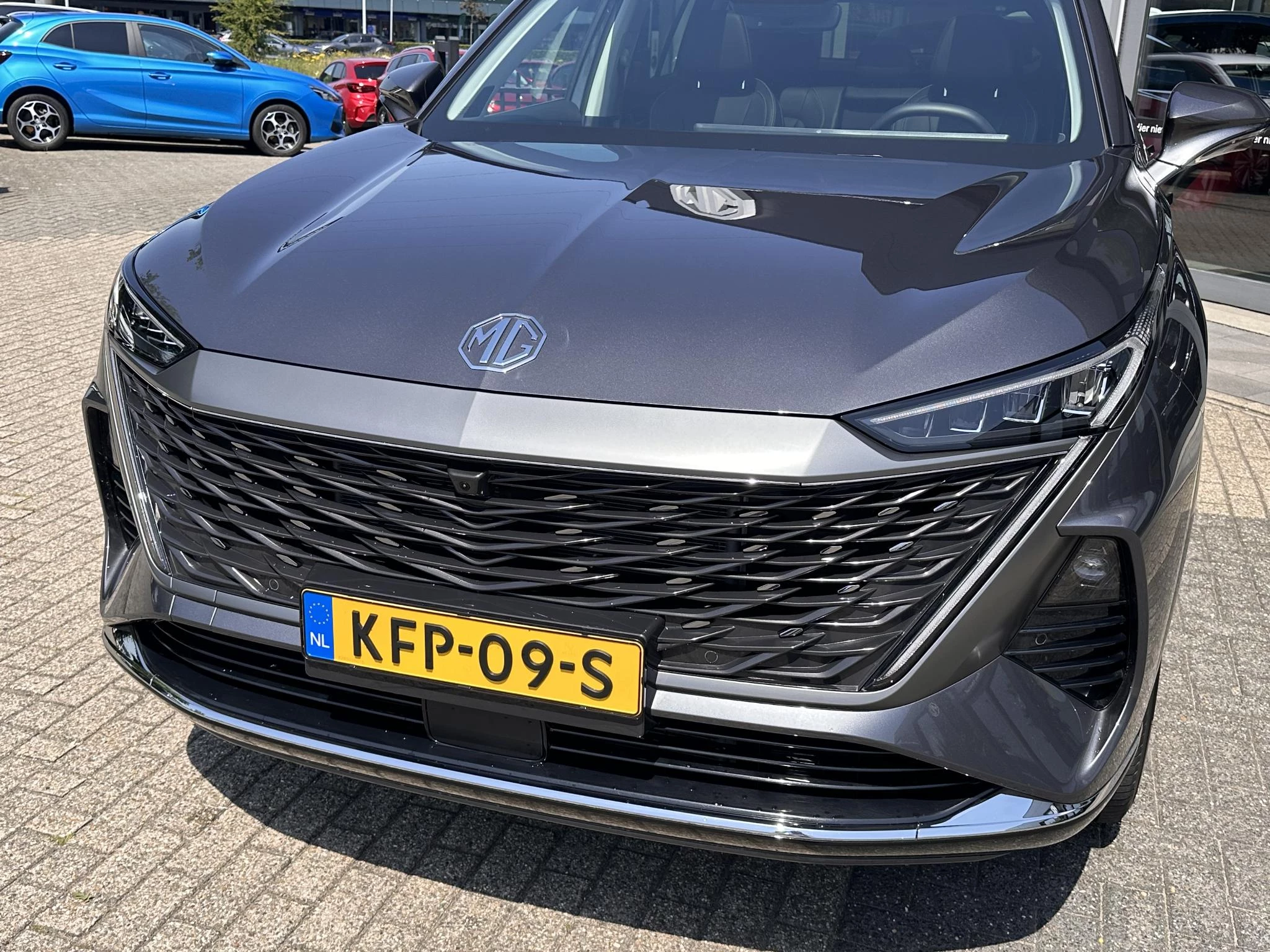 MG MGS9 – autofoto 5