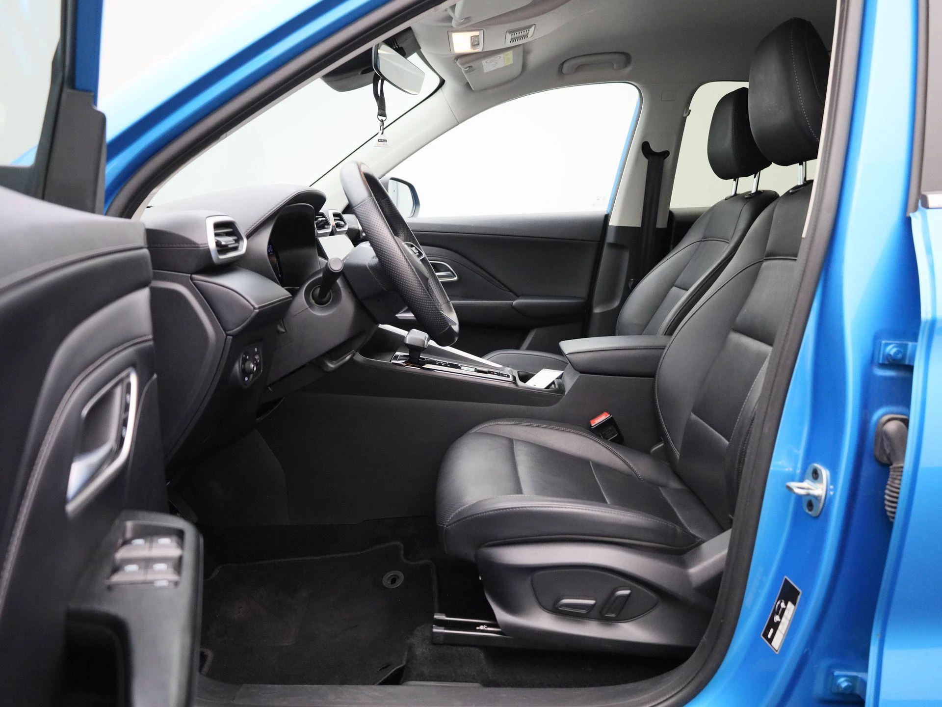 MG ZS – autofoto 3