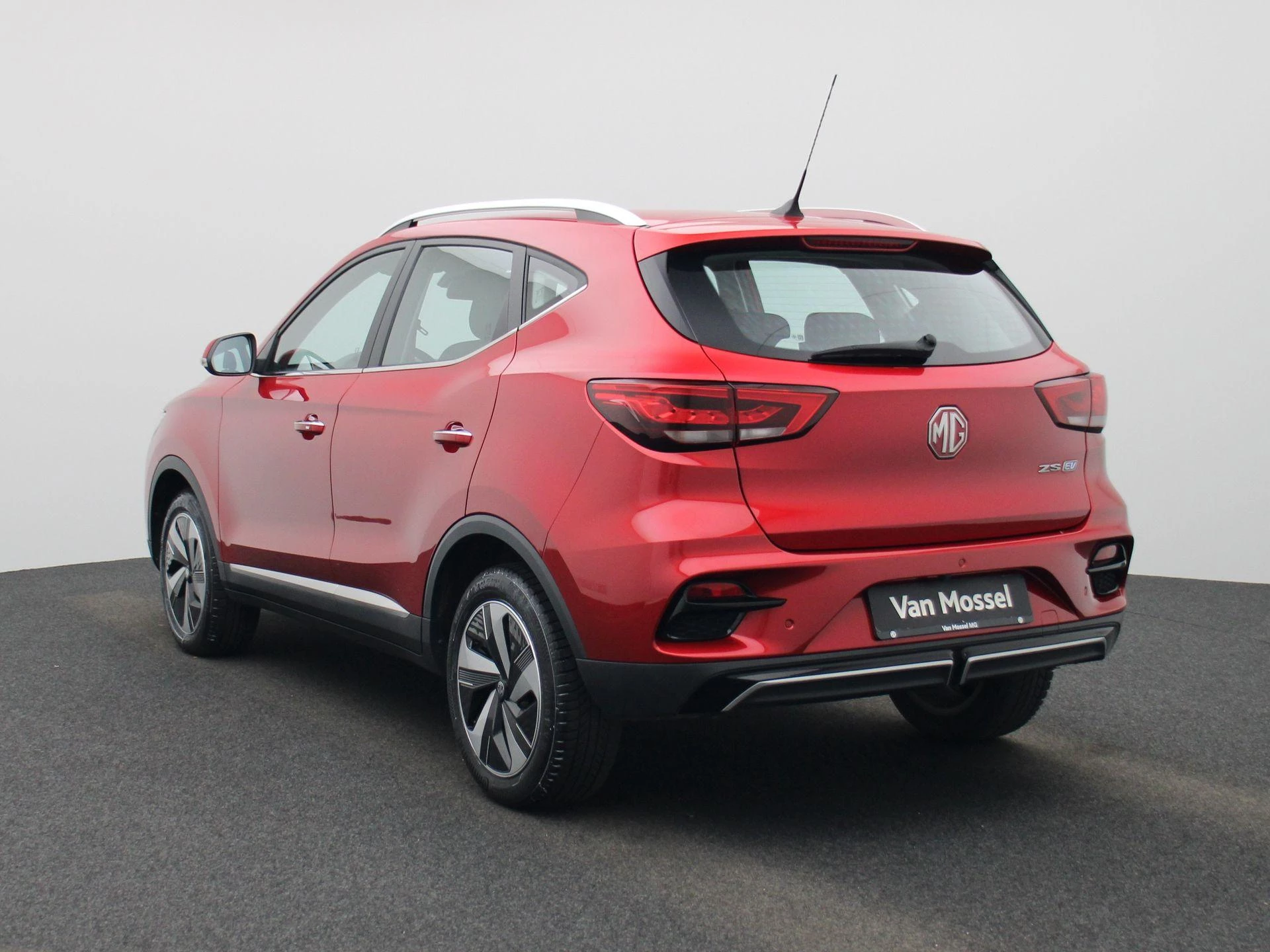 MG ZSEV – autofoto 3