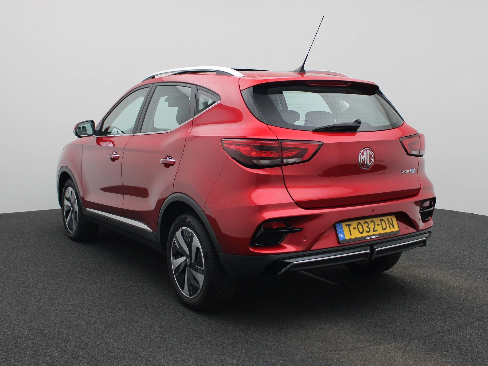 MG ZSEV – autofoto 3