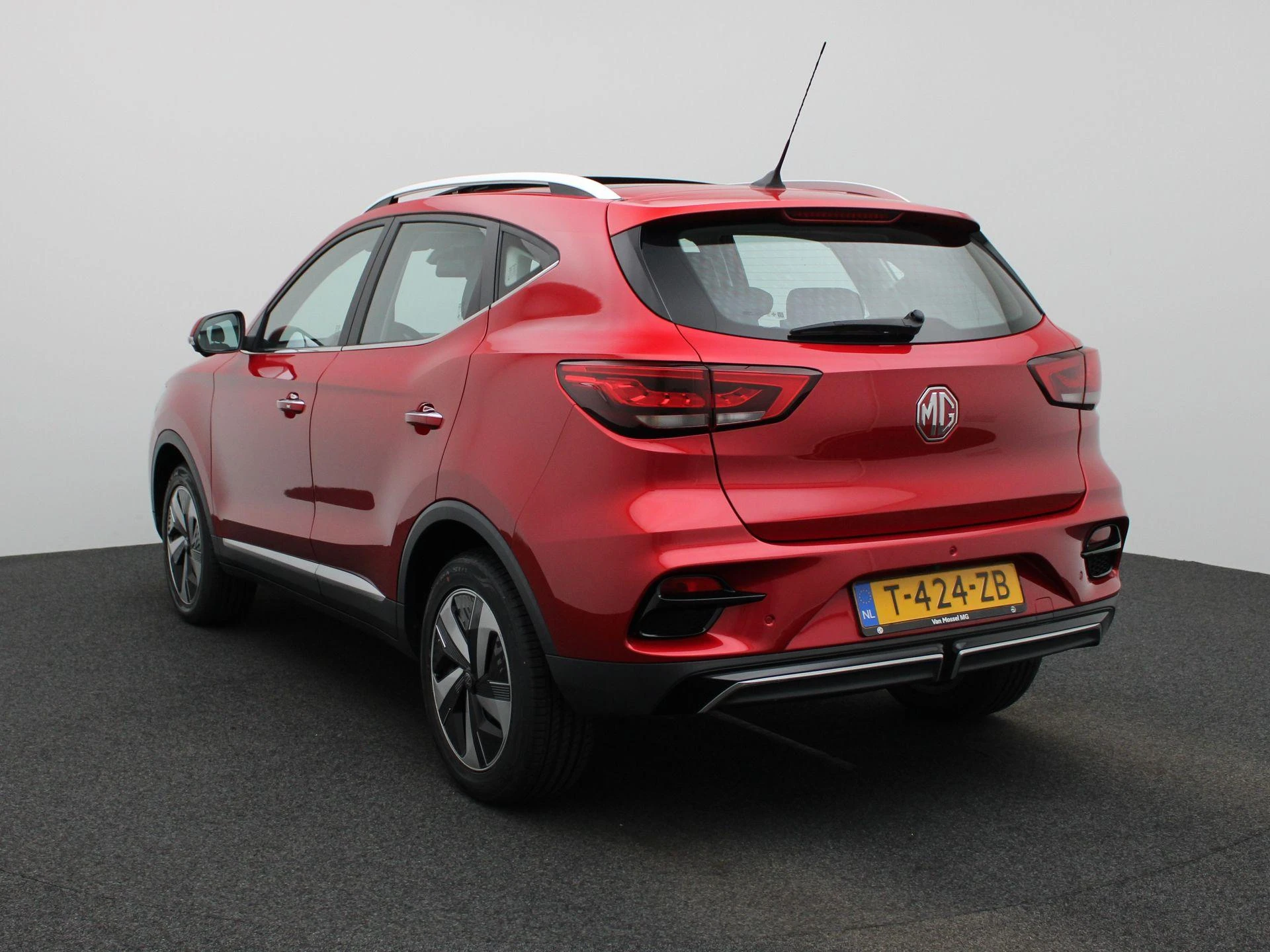 MG ZSEV – autofoto 3