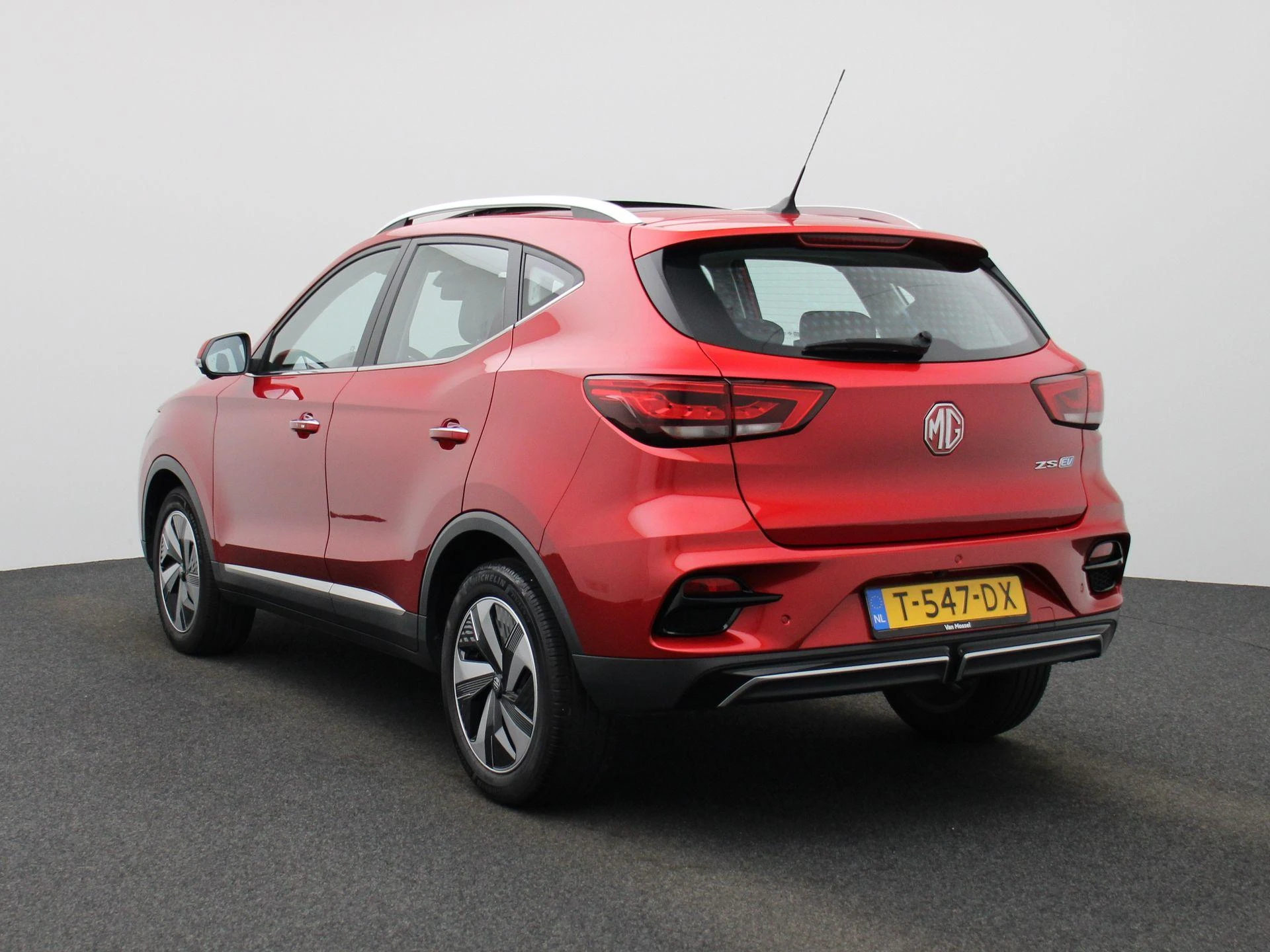 MG ZSEV – autofoto 3