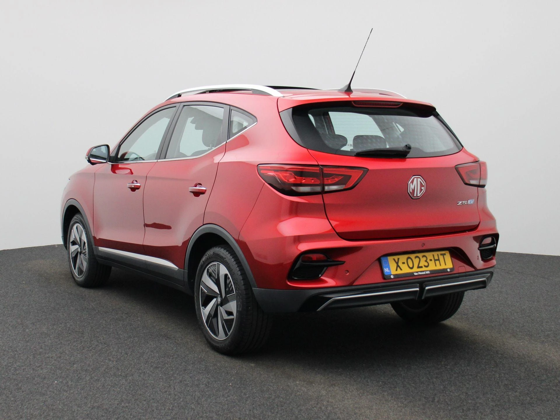 MG ZSEV – autofoto 3