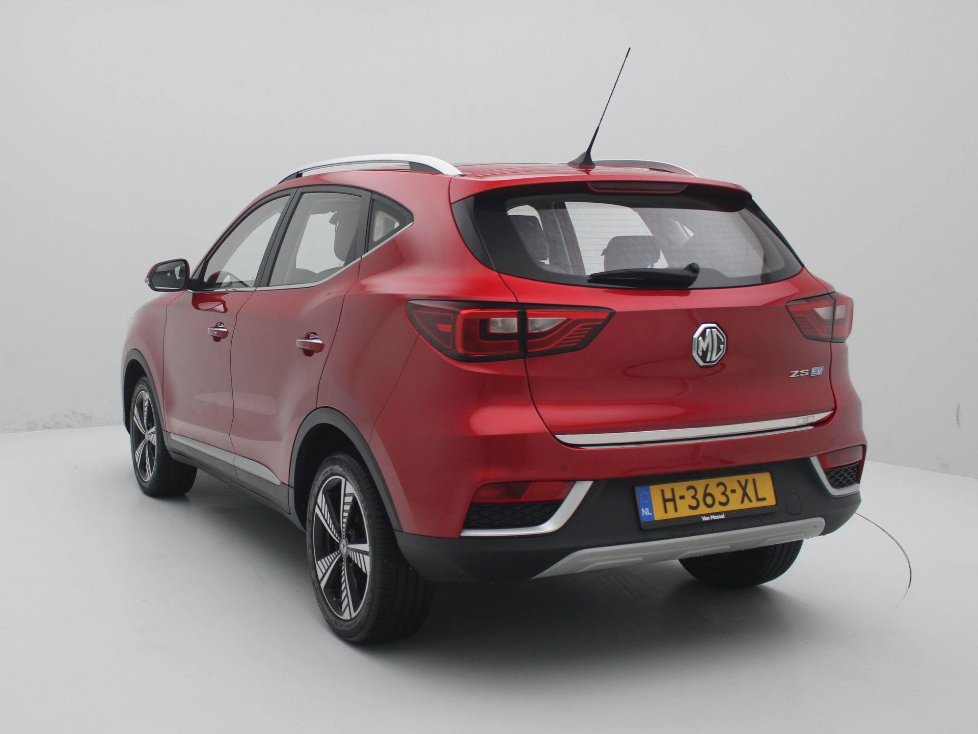 MG ZSEV – autofoto 3