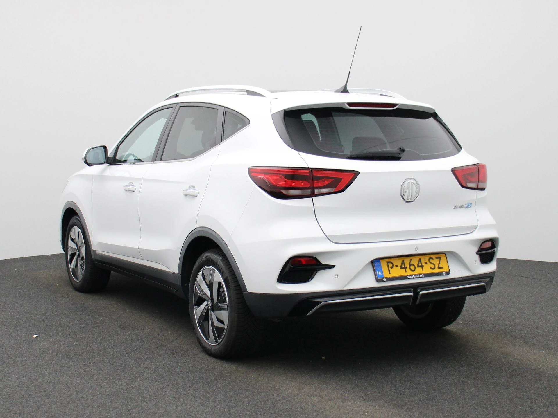 MG ZSEV – autofoto 3