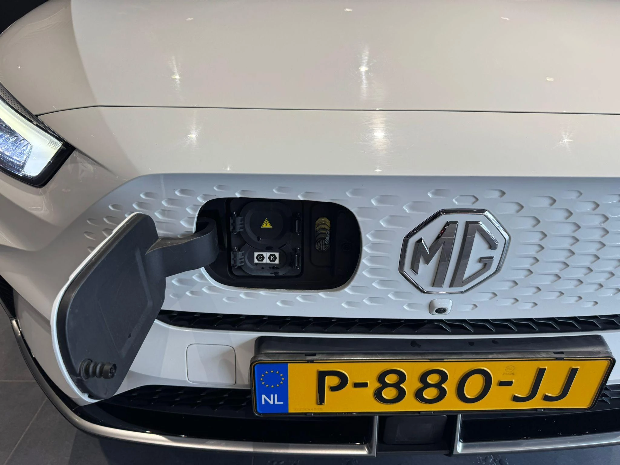 MG ZSEV – autofoto 4