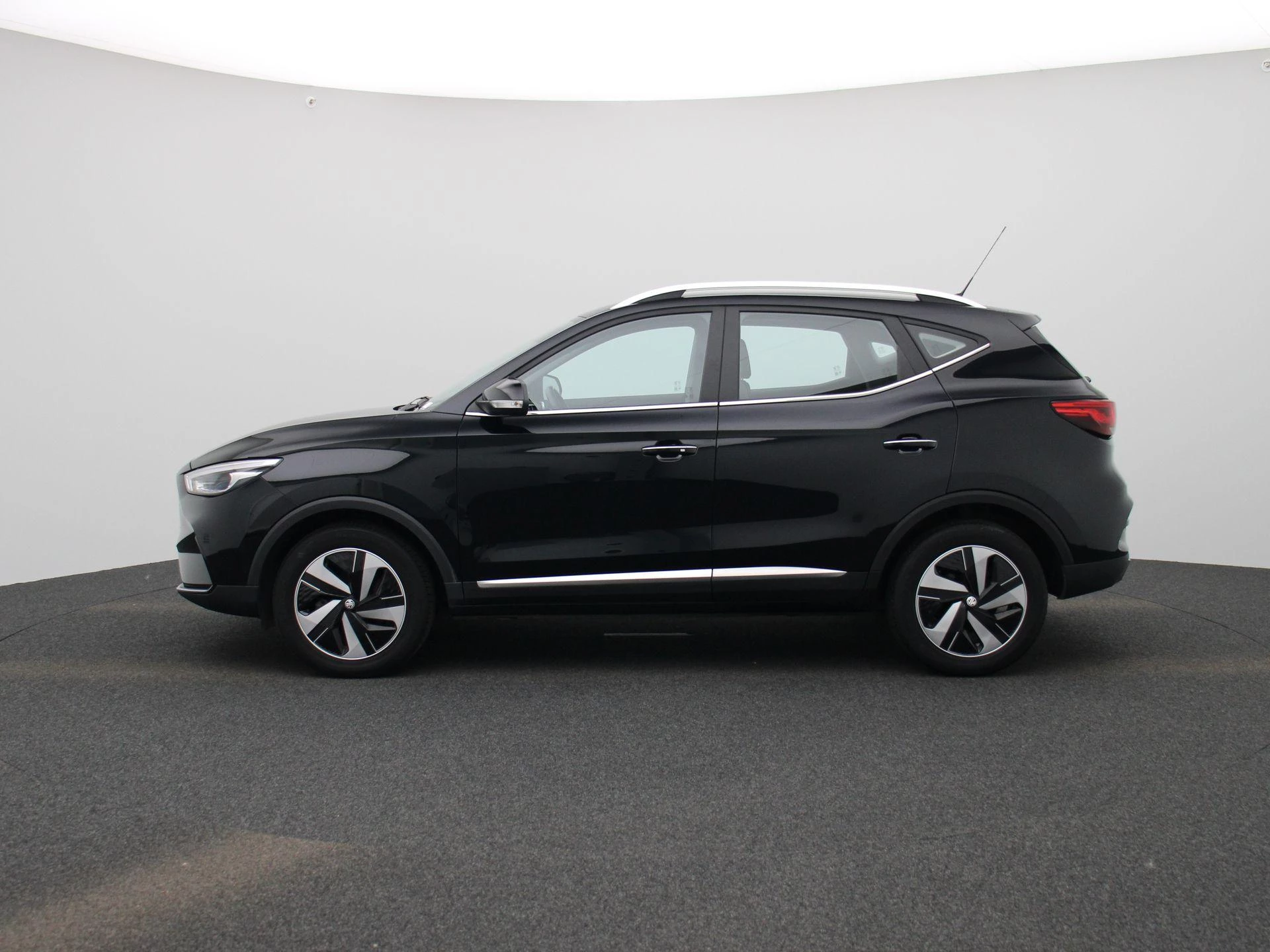 MG ZSEV – autofoto 4