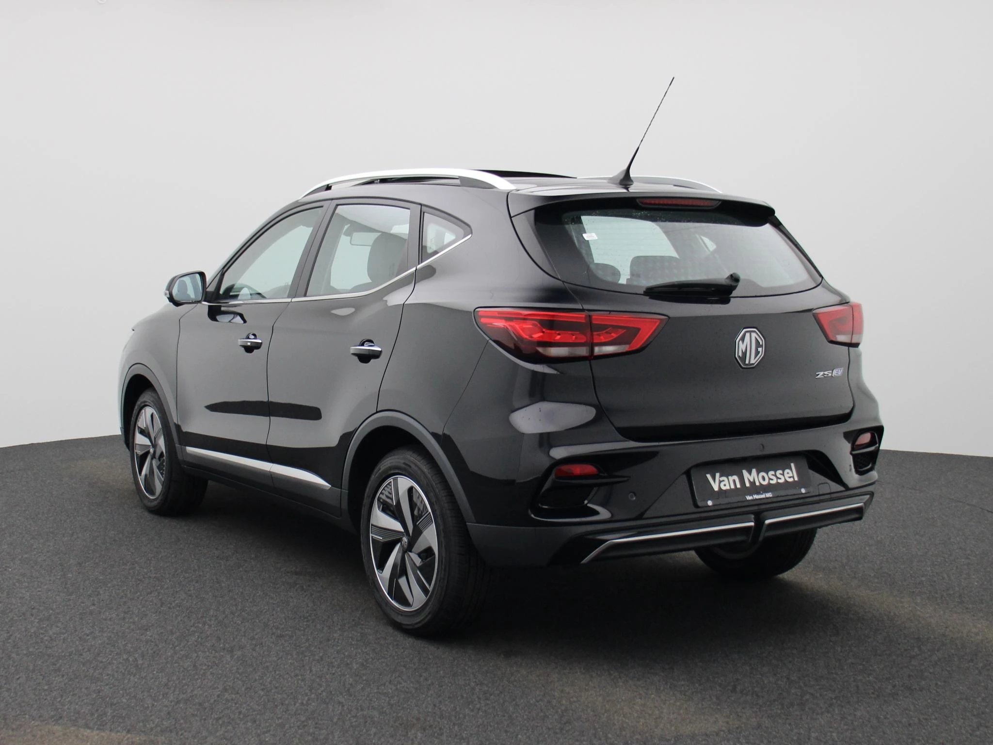 MG ZSEV – autofoto 5
