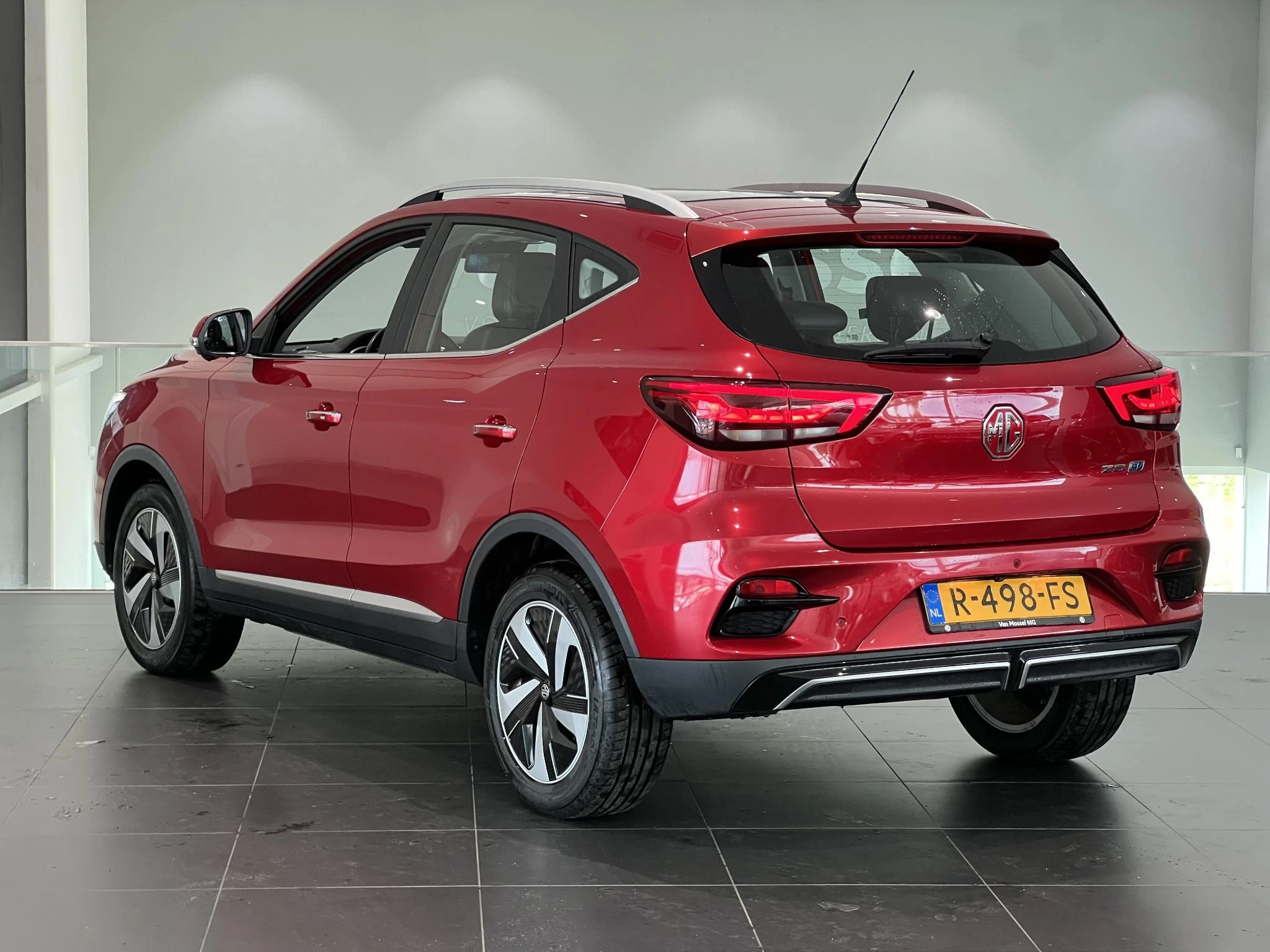MG ZSEV – autofoto 5