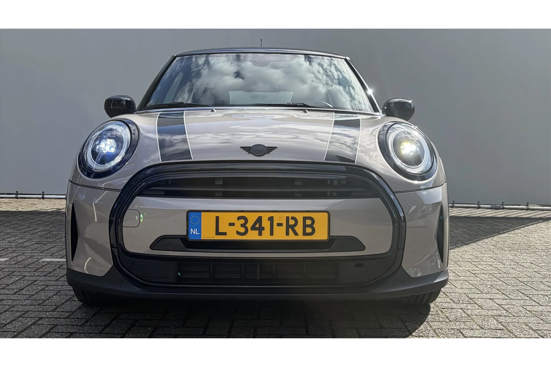 MINI 3-Deurs met kenteken L-341-RB – autofoto 5