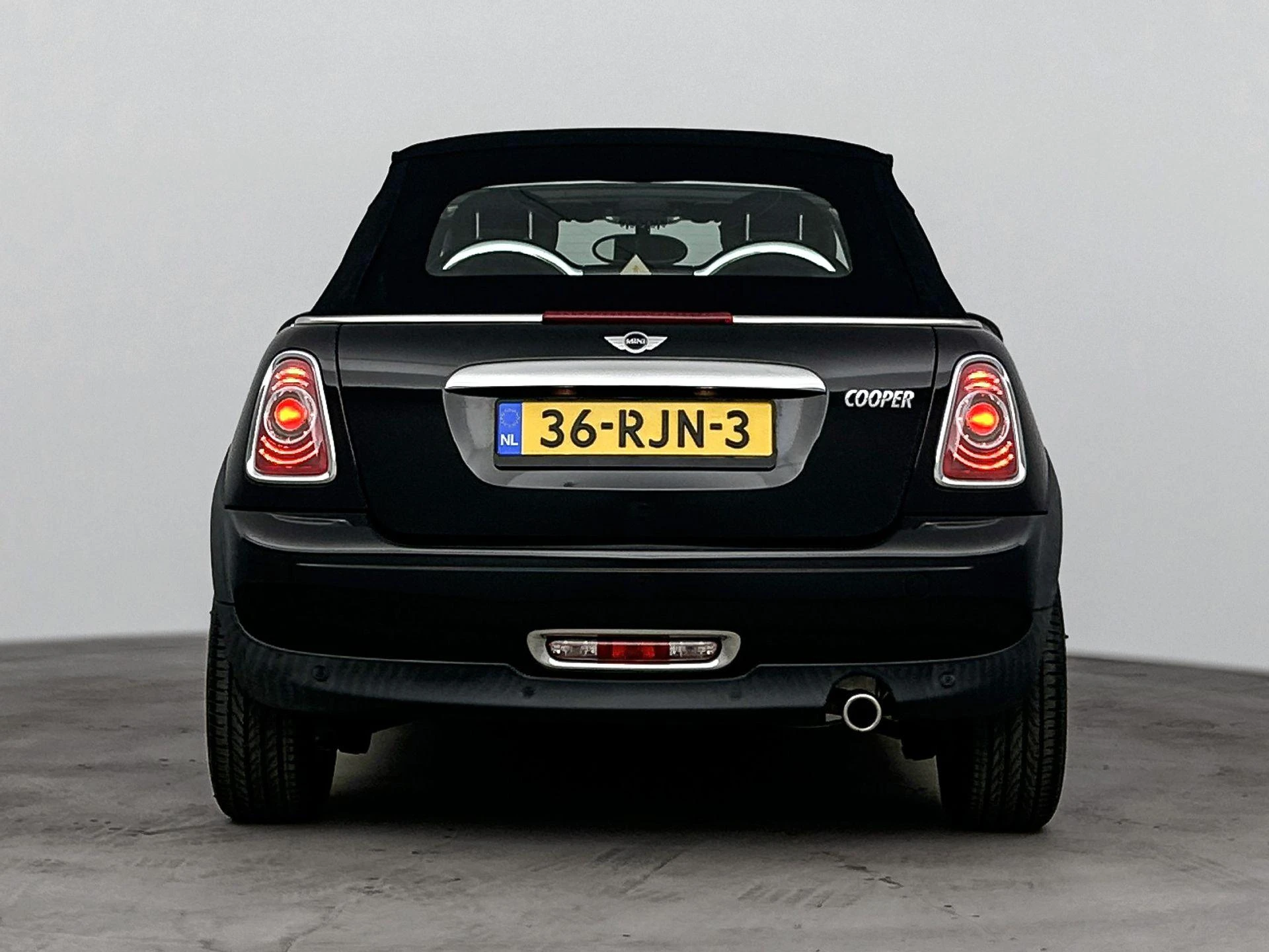 MINI CooperCabrio met kenteken 72100 – autofoto 5