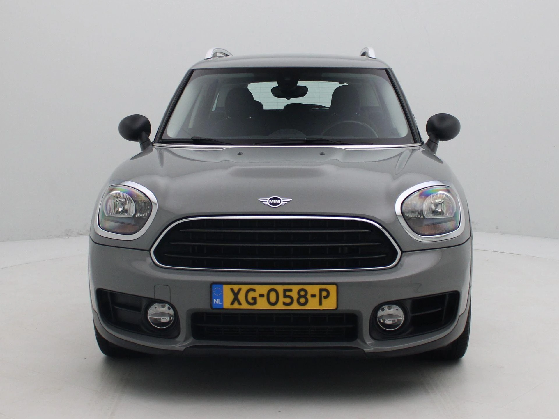 MINI Countryman met kenteken 70100 – autofoto 4