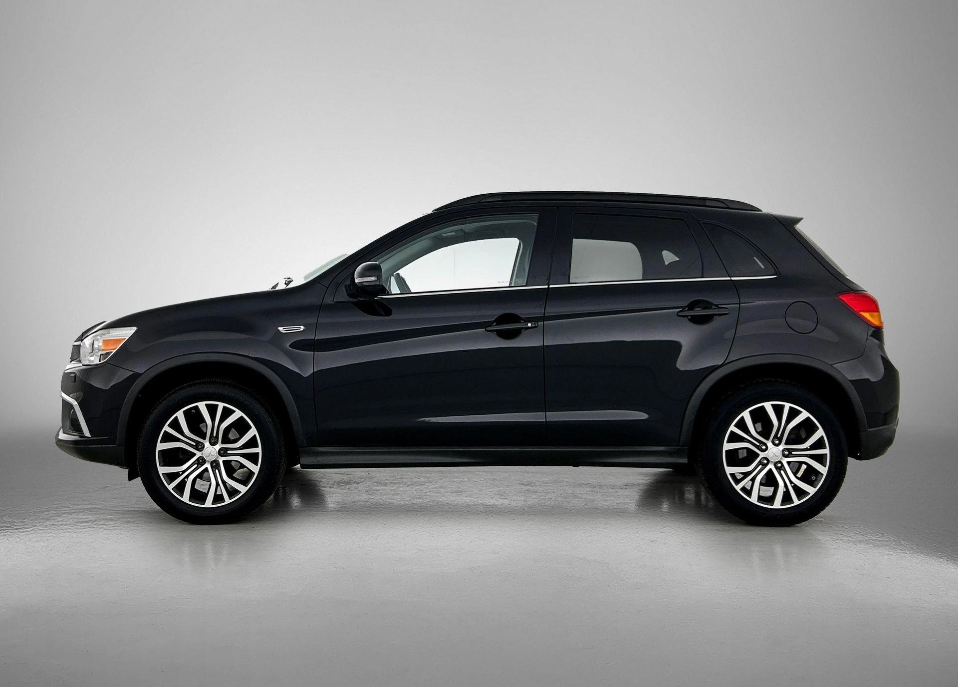 Mitsubishi ASX met kenteken 70100 – autofoto 4