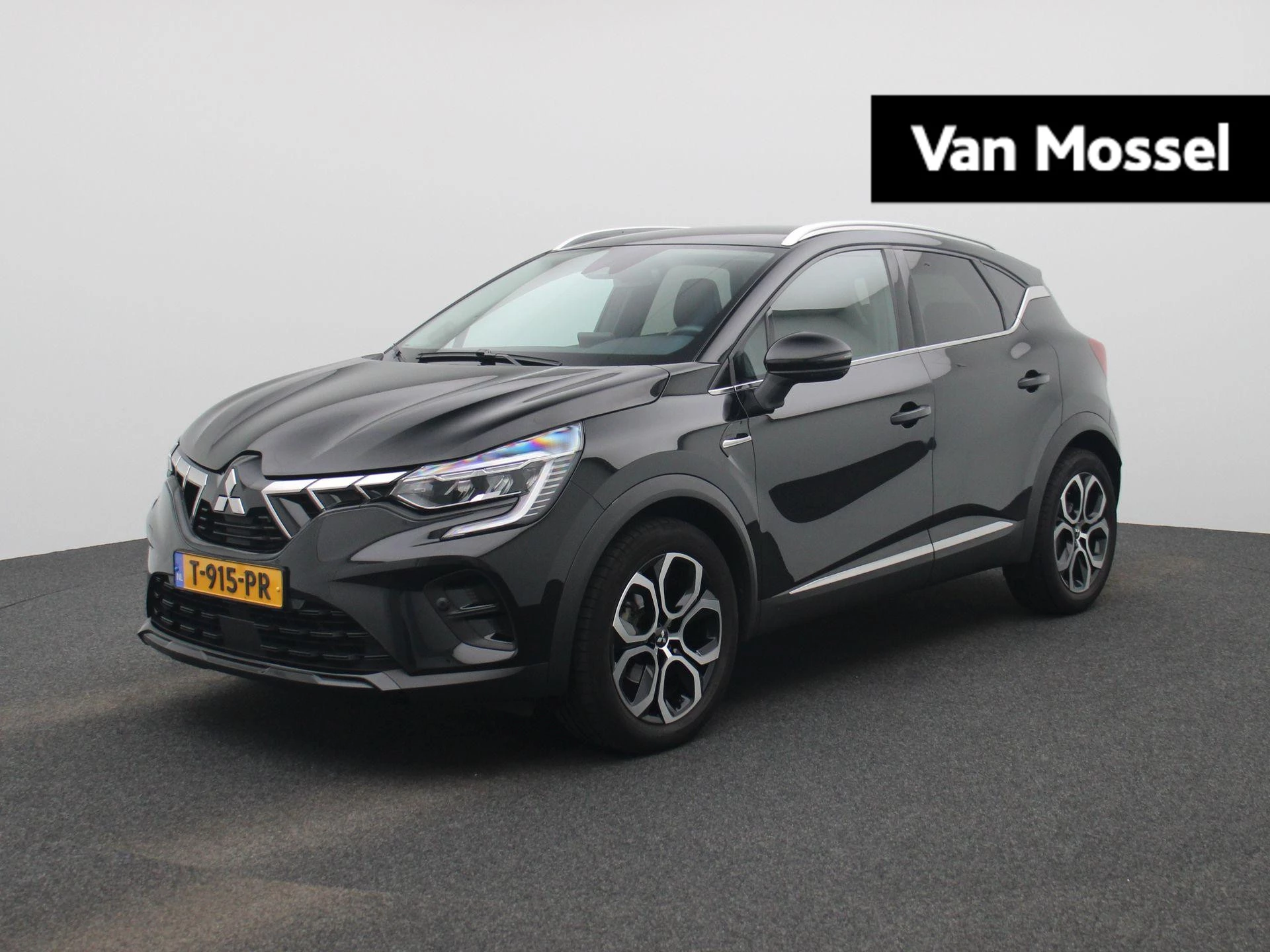 Mitsubishi ASX met kenteken T-915-PR – autofoto 2