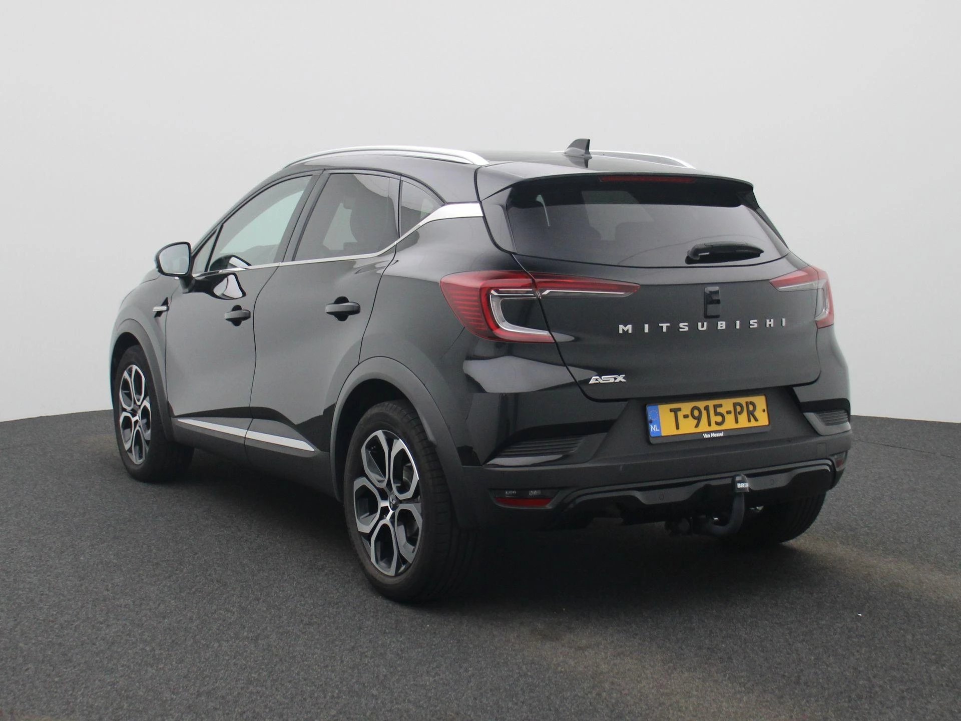 Mitsubishi ASX met kenteken T-915-PR – autofoto 3