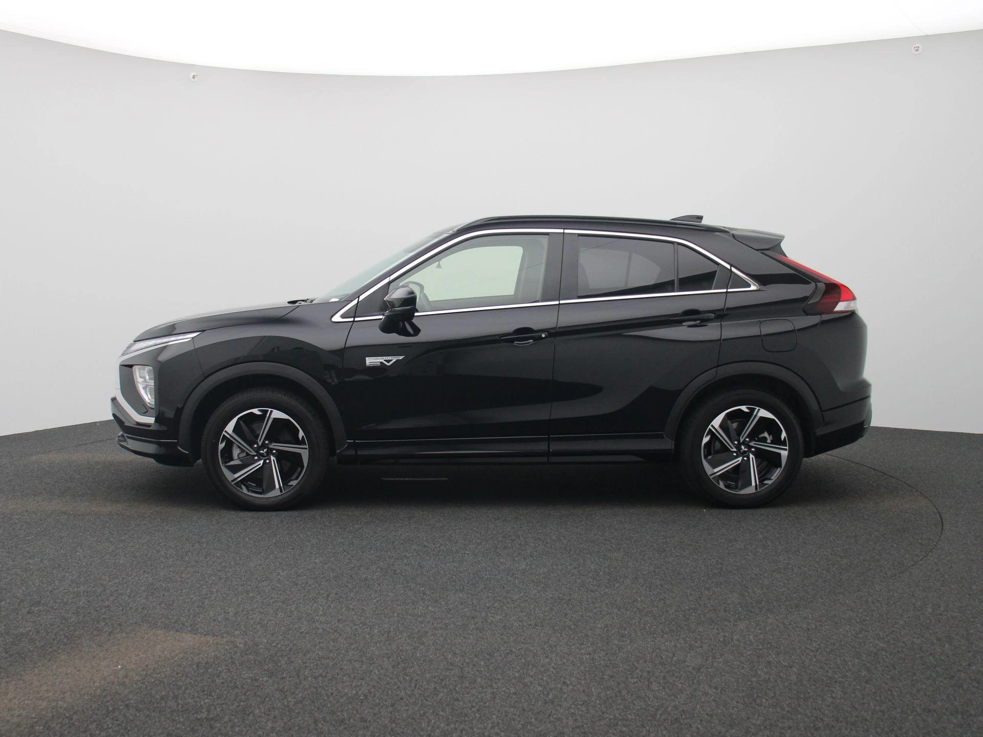 Mitsubishi EclipseCross met kenteken HNR-07-L – autofoto 4