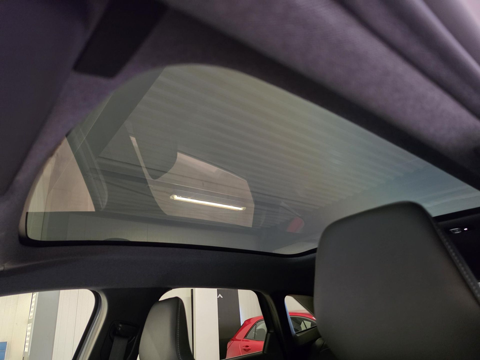 Mitsubishi Grandis met kenteken JSN-61-B – autofoto 4