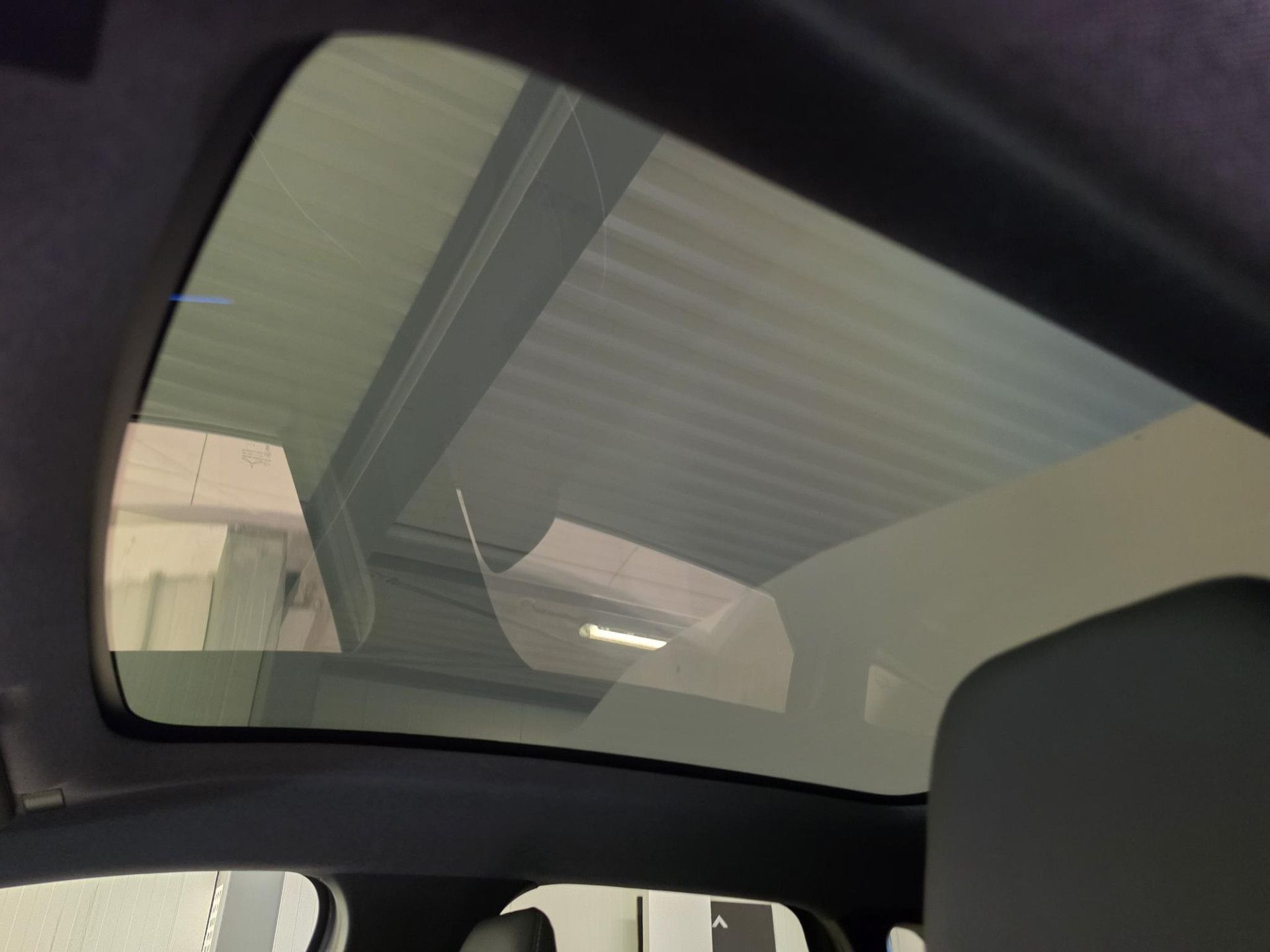 Mitsubishi Grandis met kenteken JSN-61-B – autofoto 5