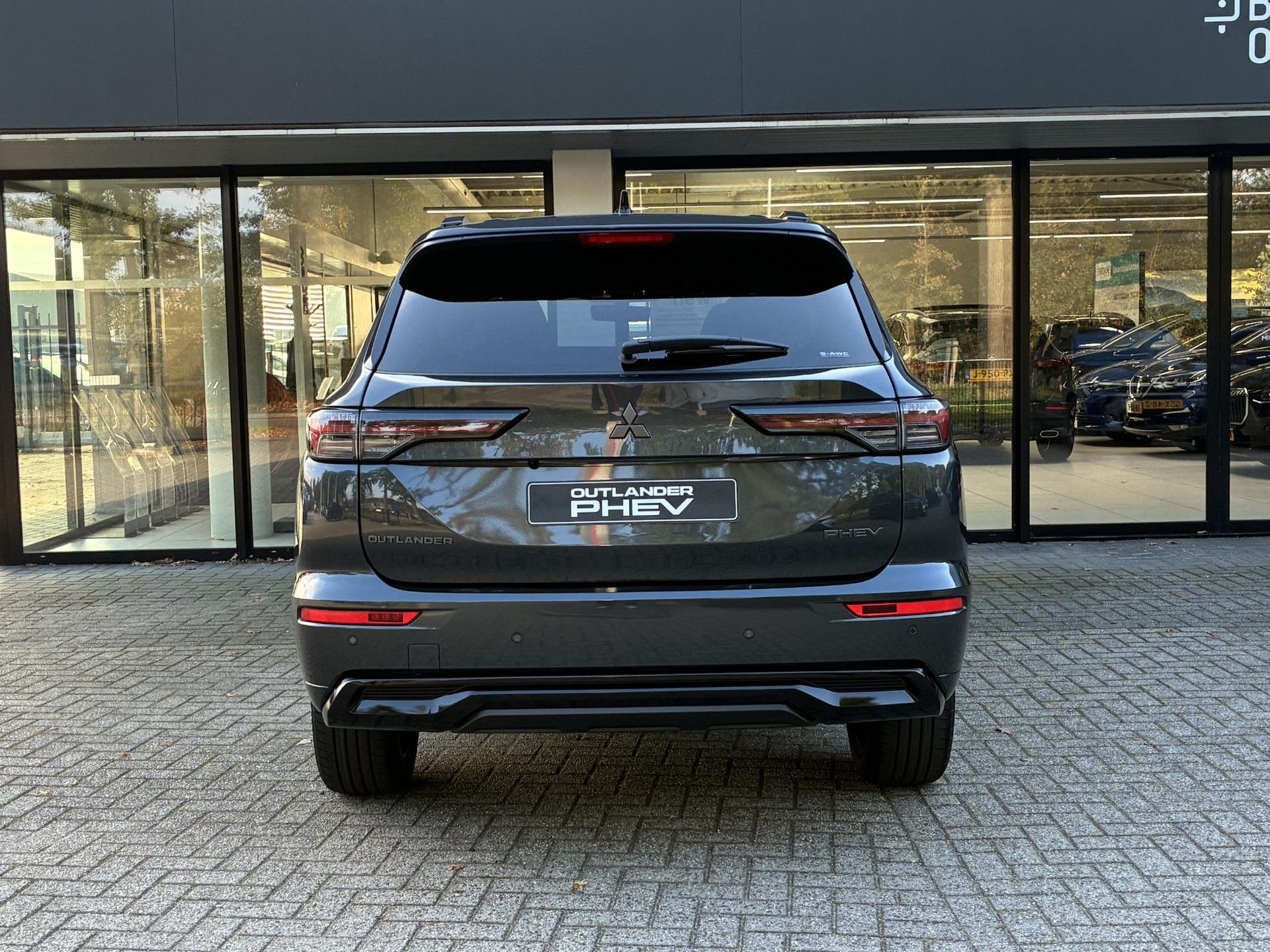 Mitsubishi Outlander – autofoto 4