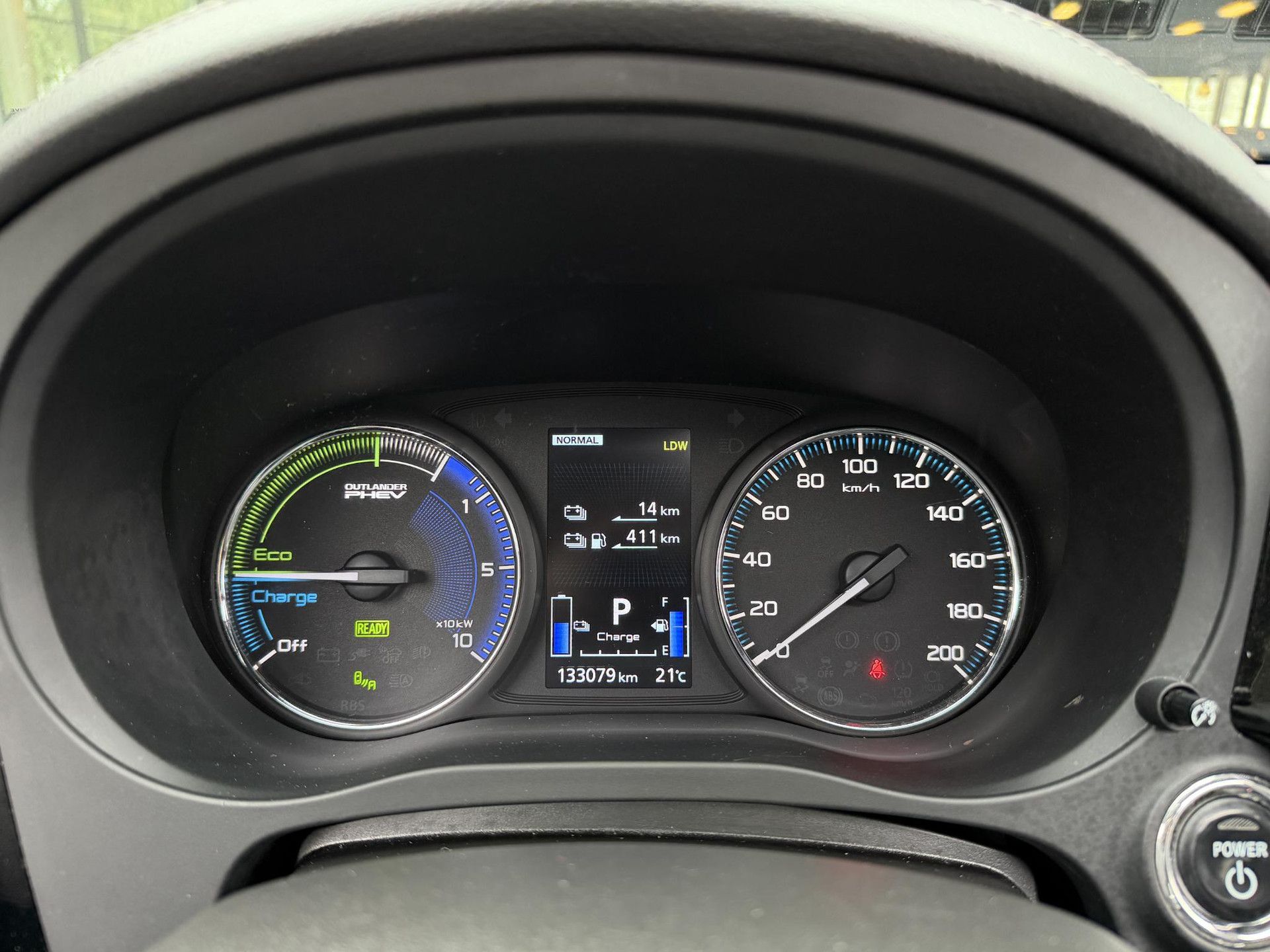 Mitsubishi Outlander met kenteken R-342-FP – autofoto 4