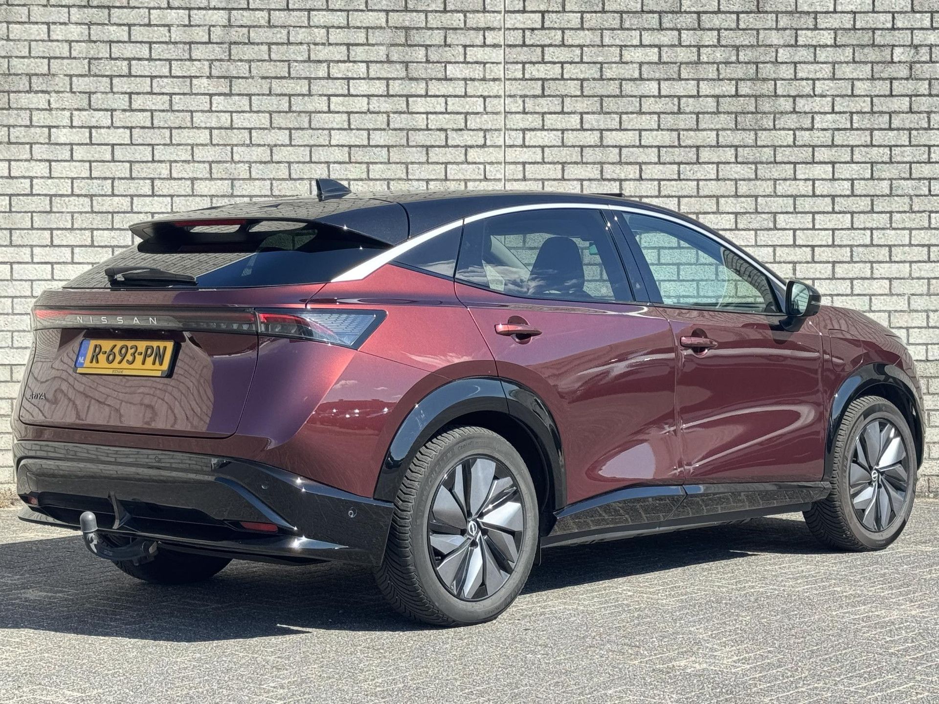 Nissan ARIYA met kenteken R-693-PN – autofoto 2