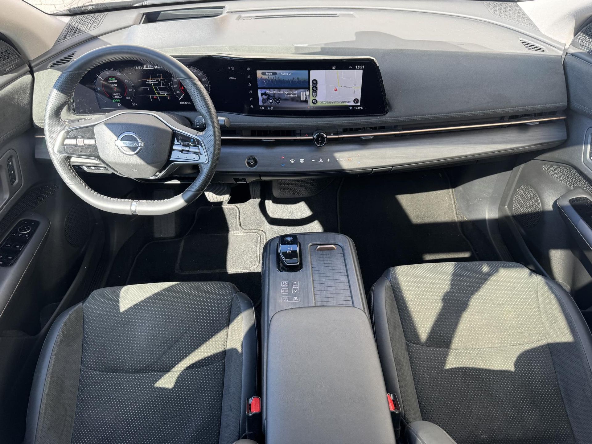 Nissan ARIYA met kenteken R-693-PN – autofoto 4