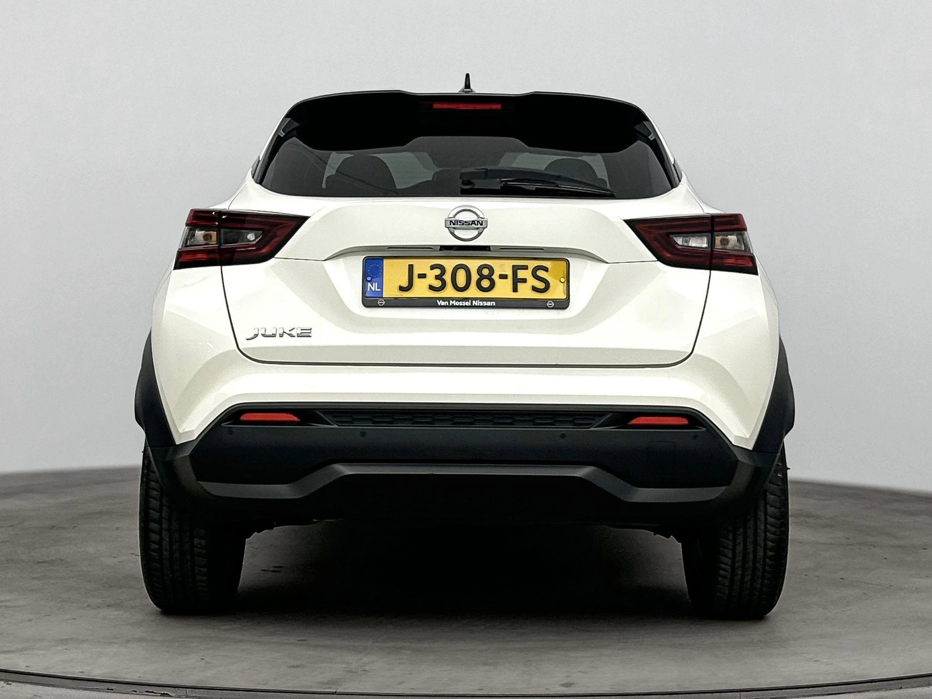 Nissan Juke met kenteken 56100 – autofoto 5