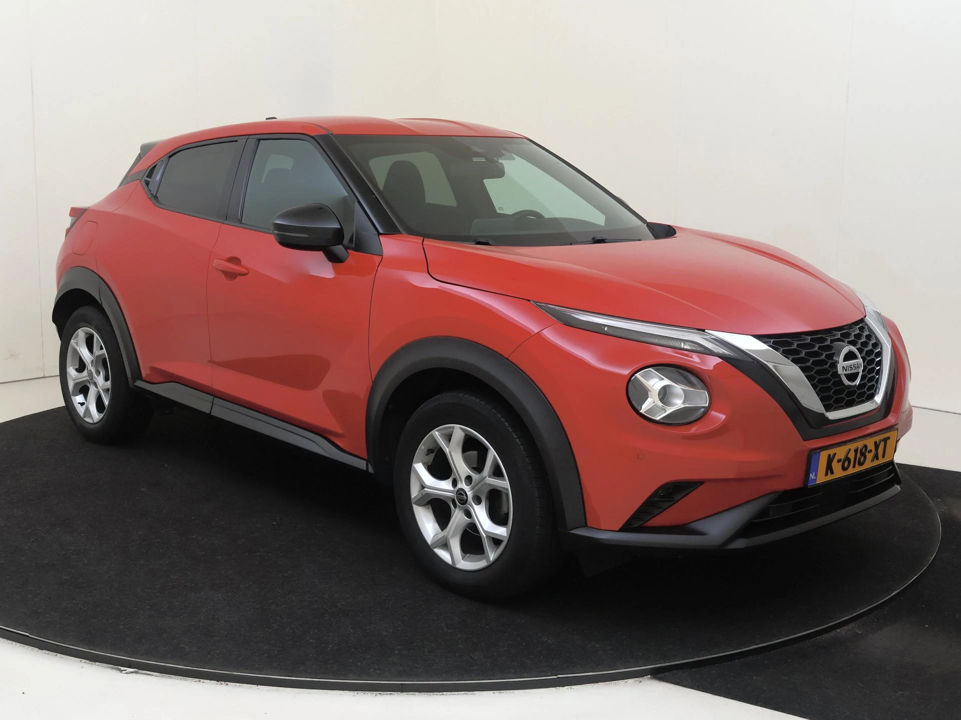 Nissan Juke met kenteken K-618-XT – autofoto 3
