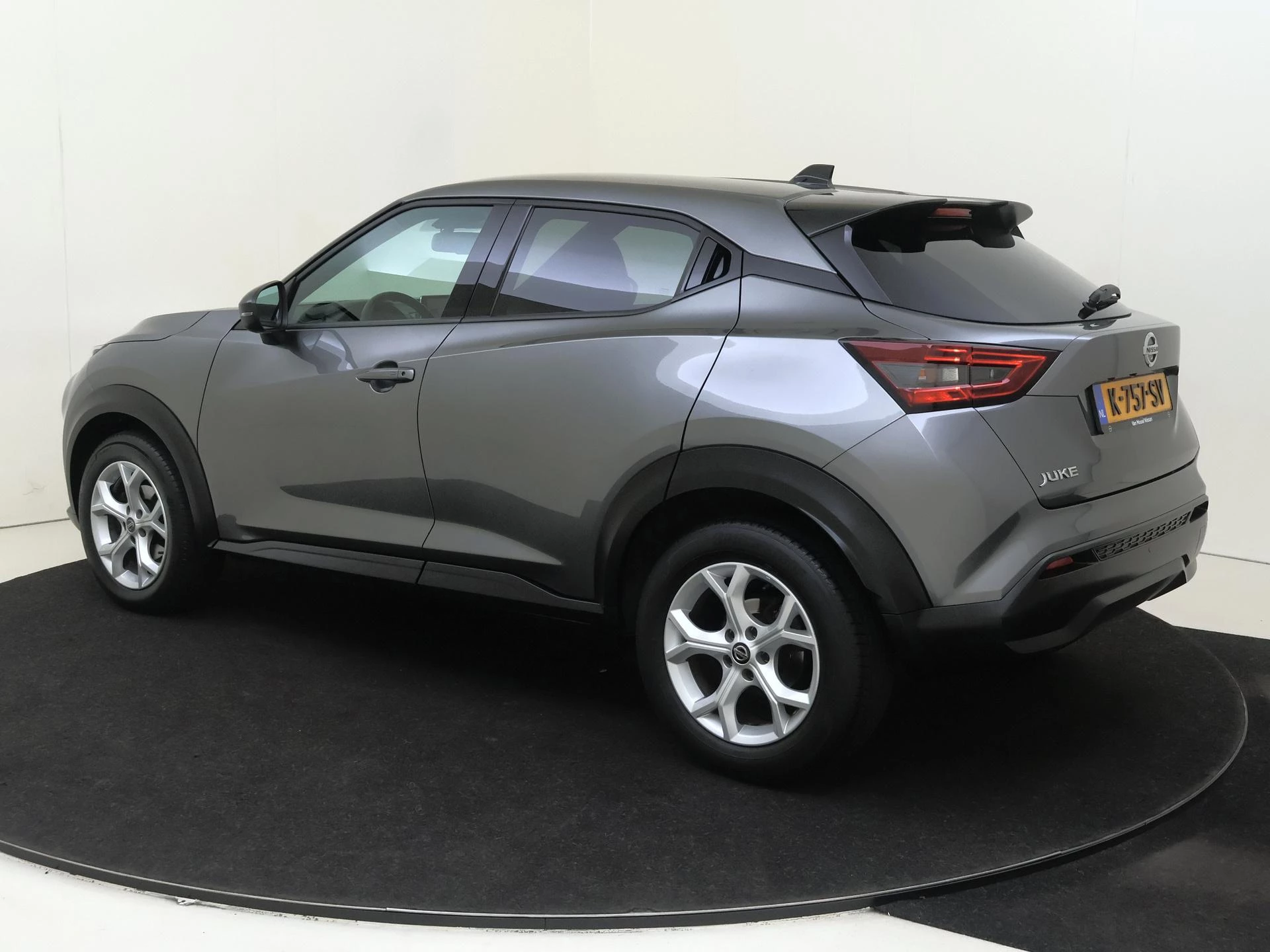 Nissan Juke met kenteken K-757-SV – autofoto 3