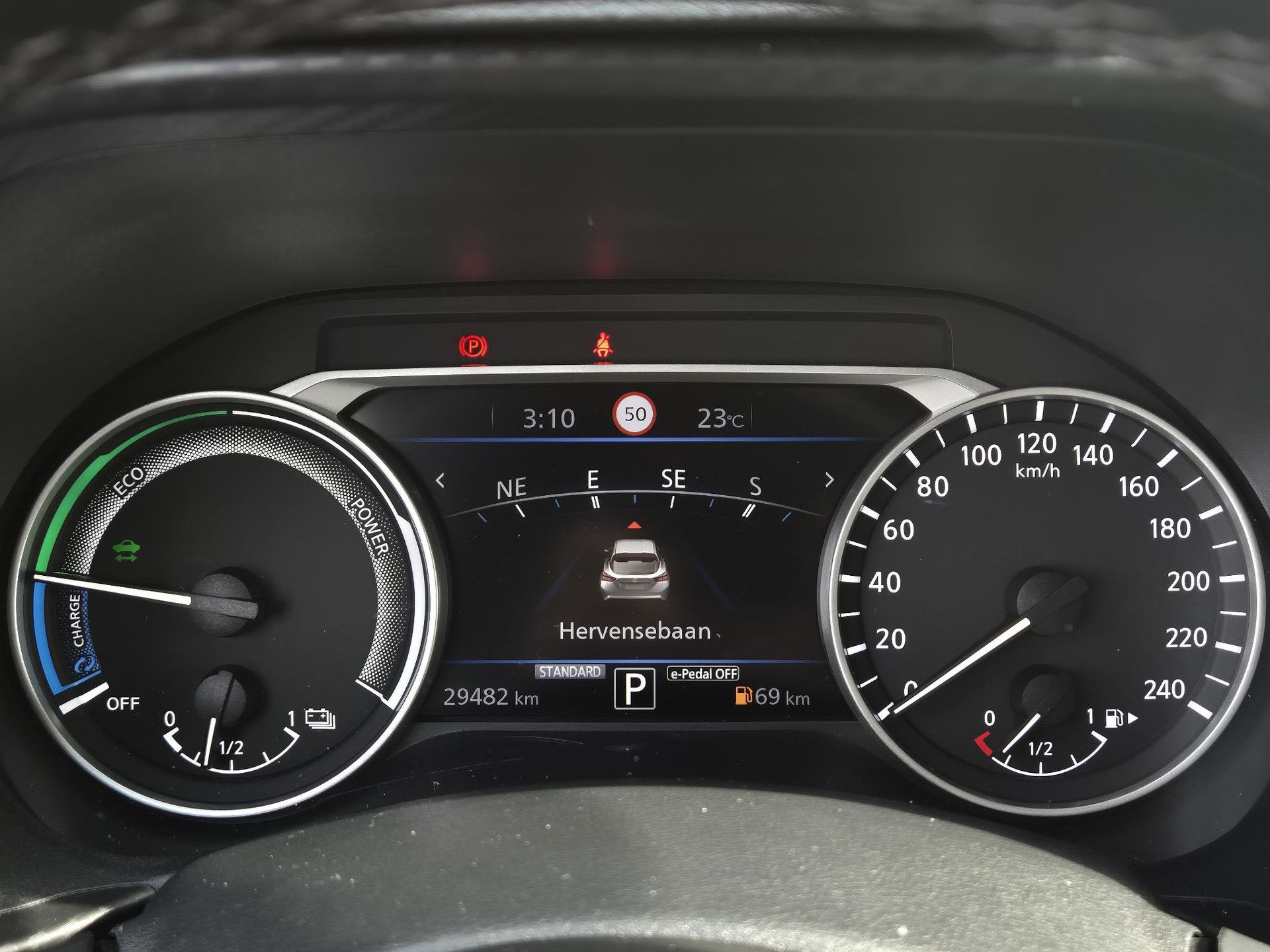 Nissan Juke met kenteken KTL-86-S – autofoto 4