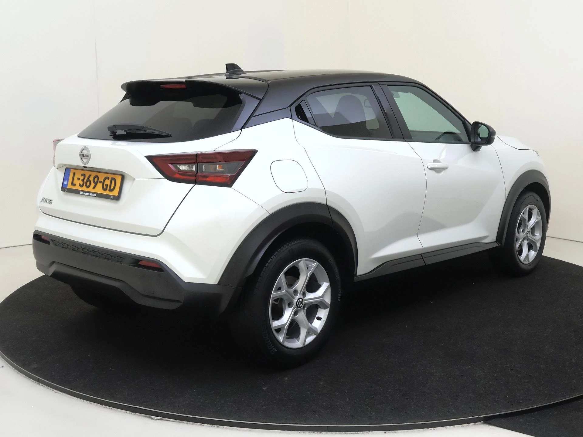 Nissan Juke met kenteken L-369-GD – autofoto 5