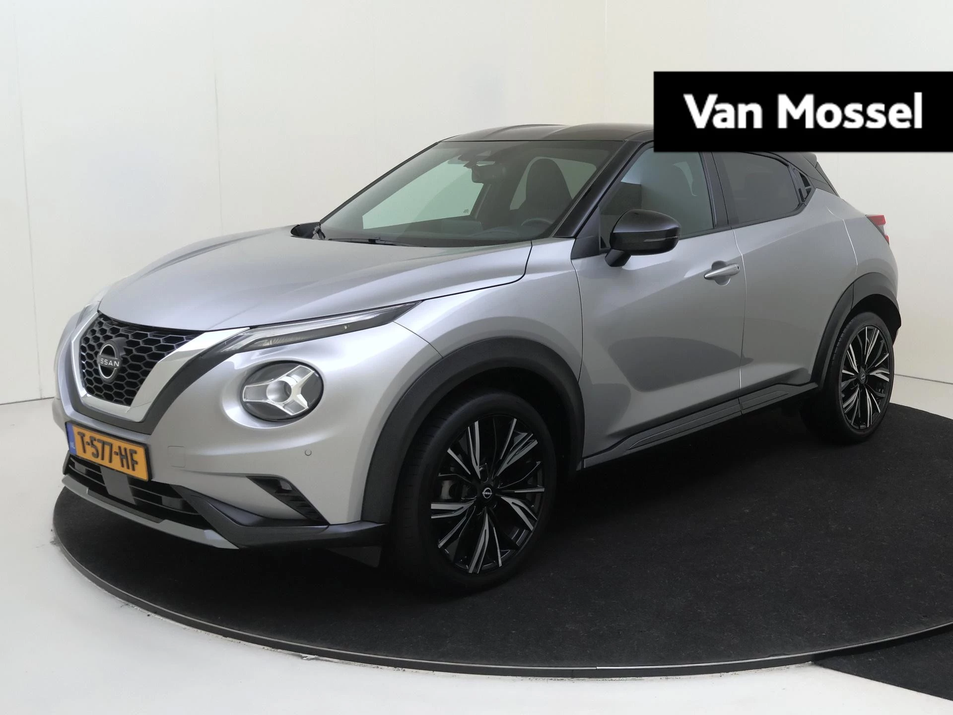 Nissan Juke met kenteken T-577-HF – autofoto 2