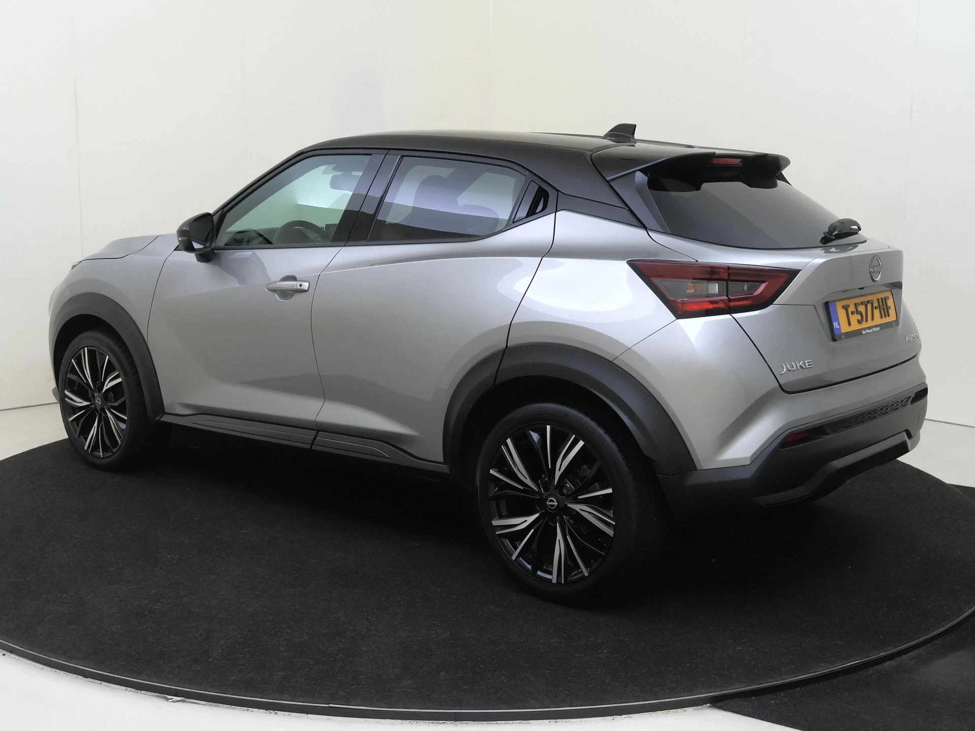 Nissan Juke met kenteken T-577-HF – autofoto 4