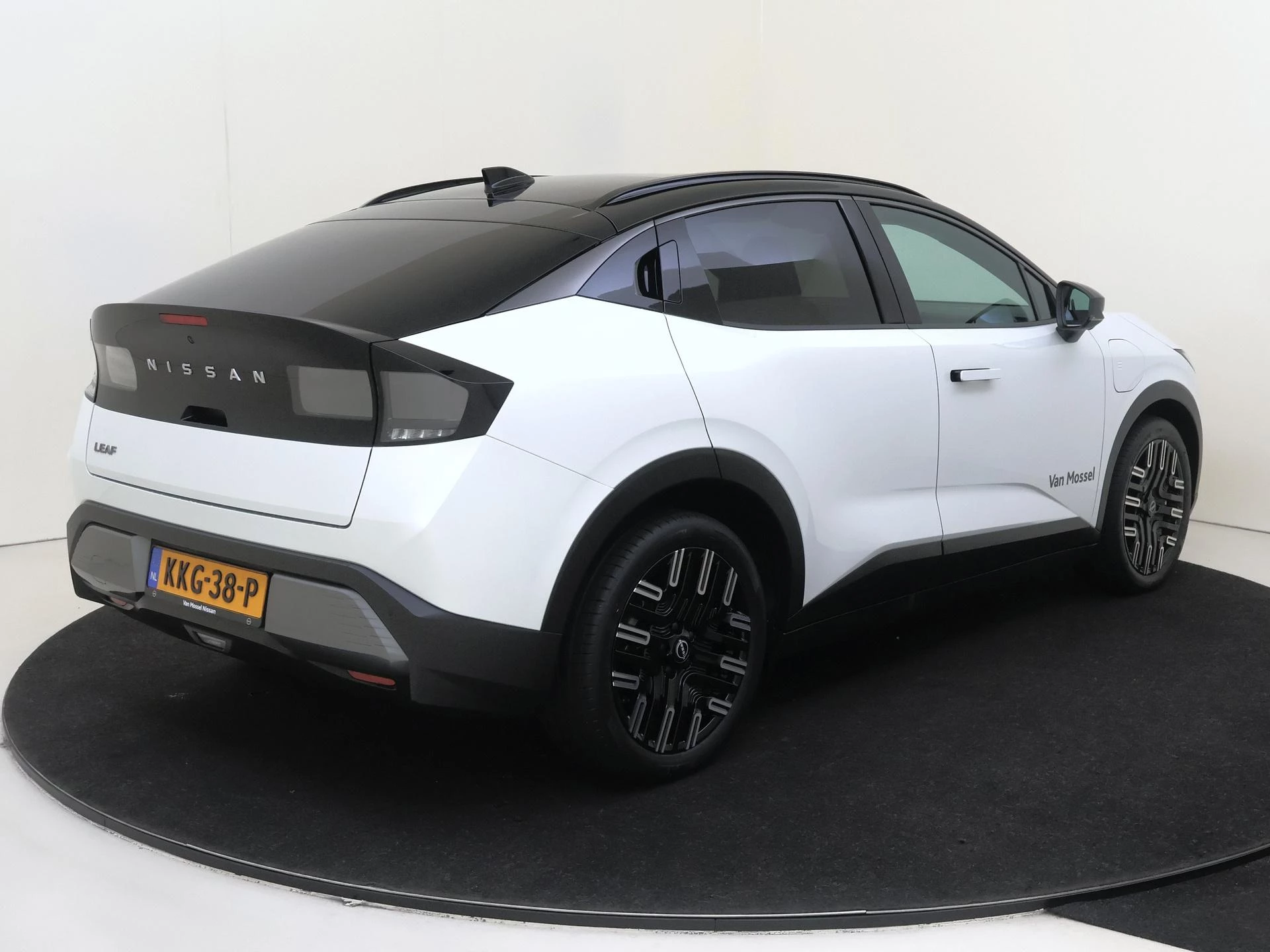 Nissan Leaf – autofoto 5