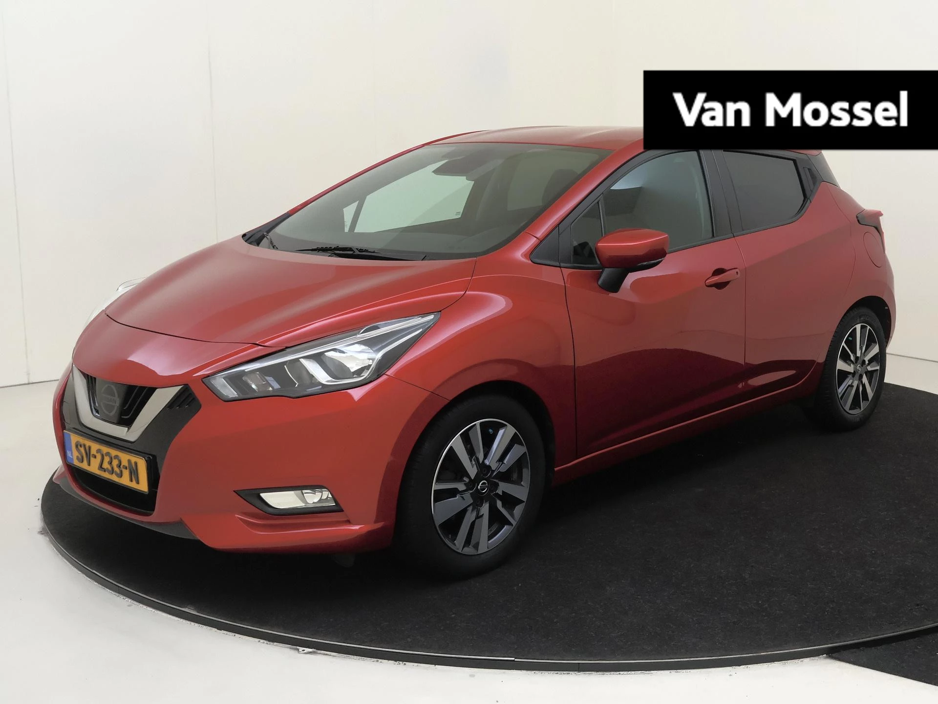 Nissan Micra met kenteken 56100 – autofoto 2