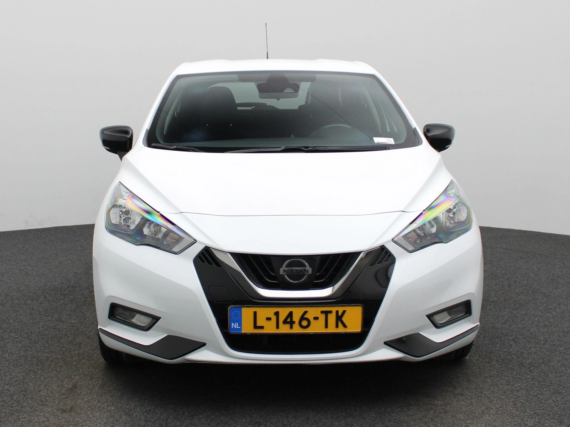 Nissan Micra met kenteken L-146-TK – autofoto 4