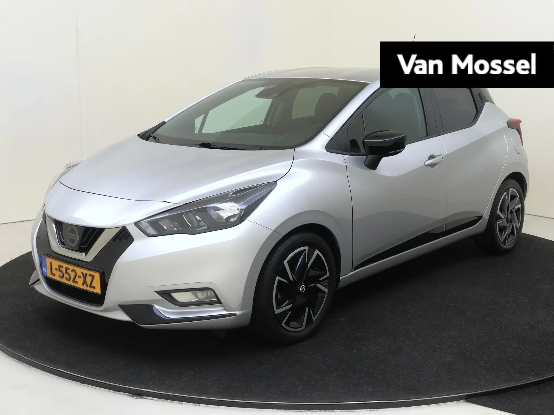 Nissan Micra met kenteken L-552-XZ – autofoto 2