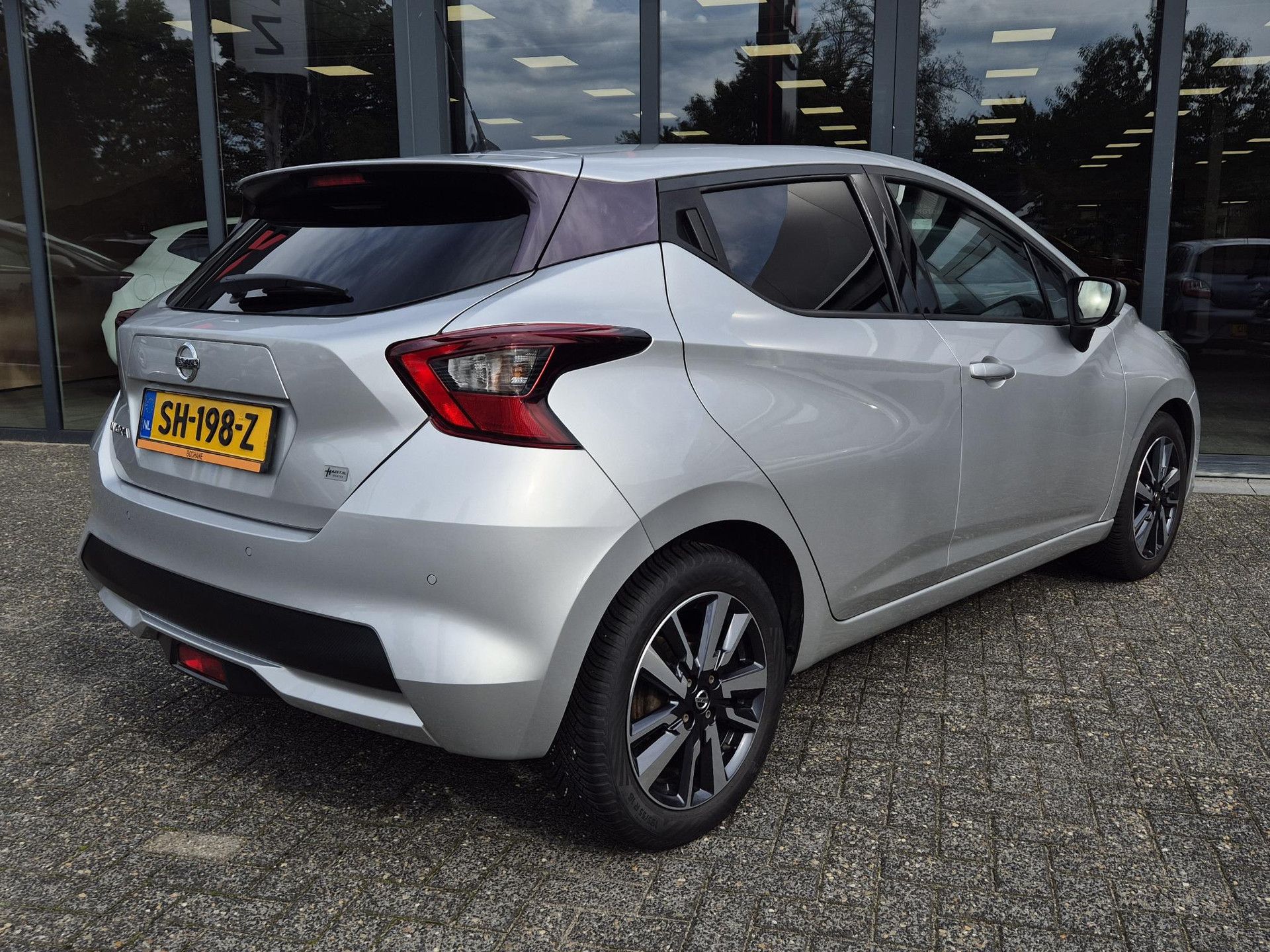 Nissan Micra met kenteken SH-198-Z – autofoto 2