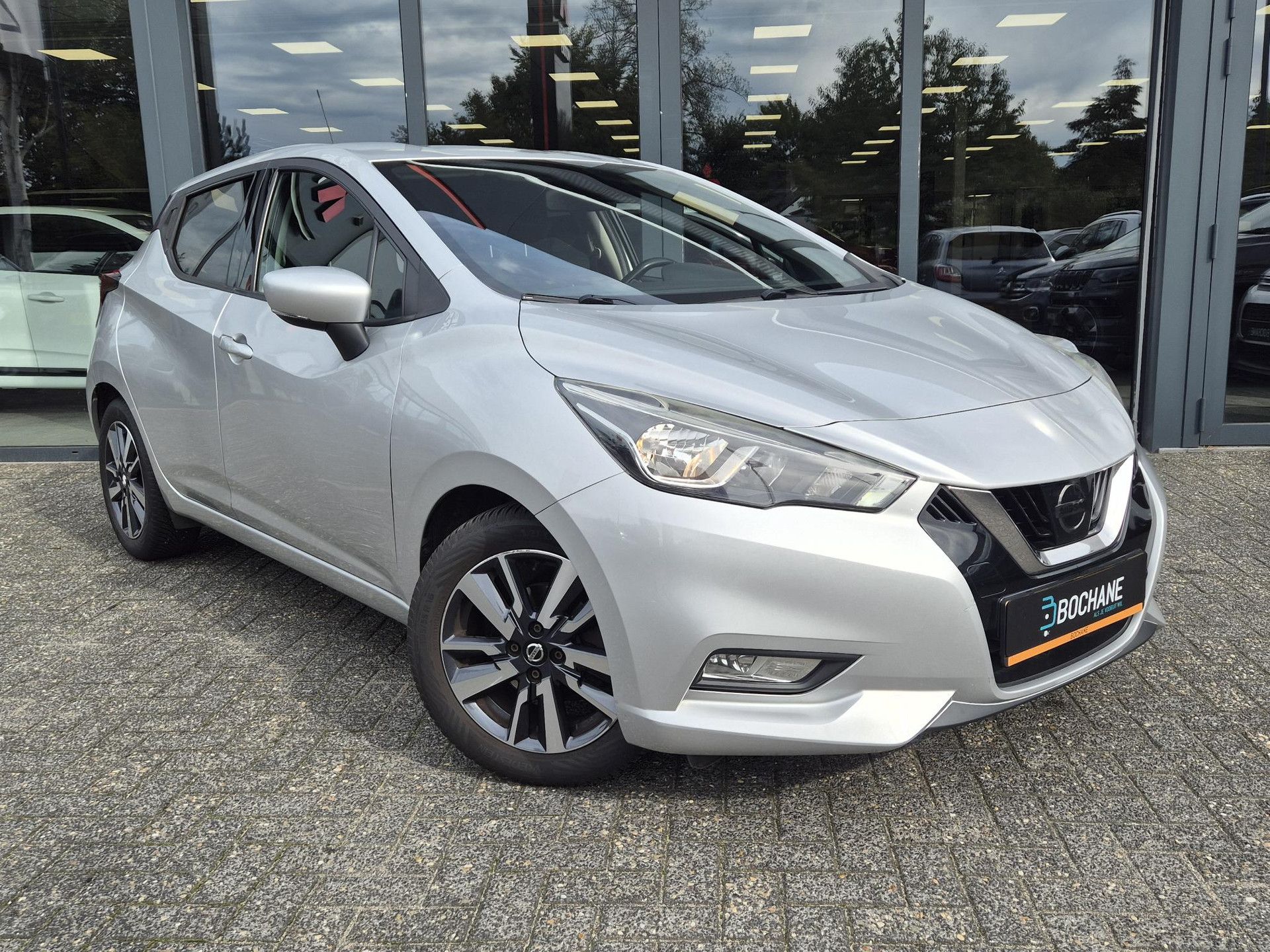 Nissan Micra met kenteken SH-198-Z – autofoto 5