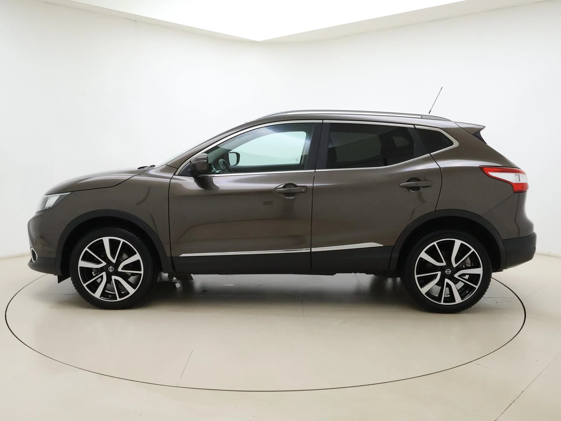 Nissan QASHQAI met kenteken 58100 – autofoto 3
