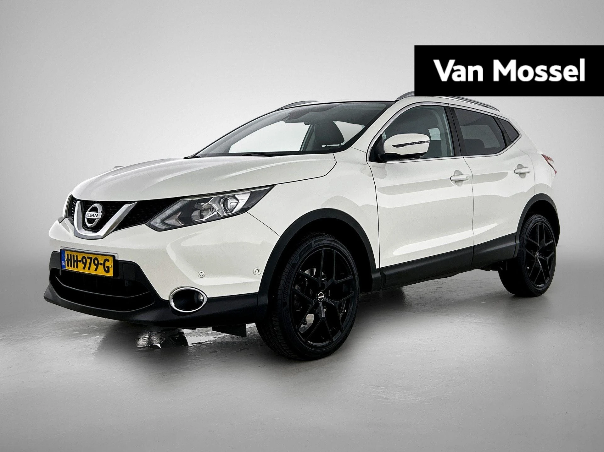 Nissan QASHQAI met kenteken 60100 – autofoto 2