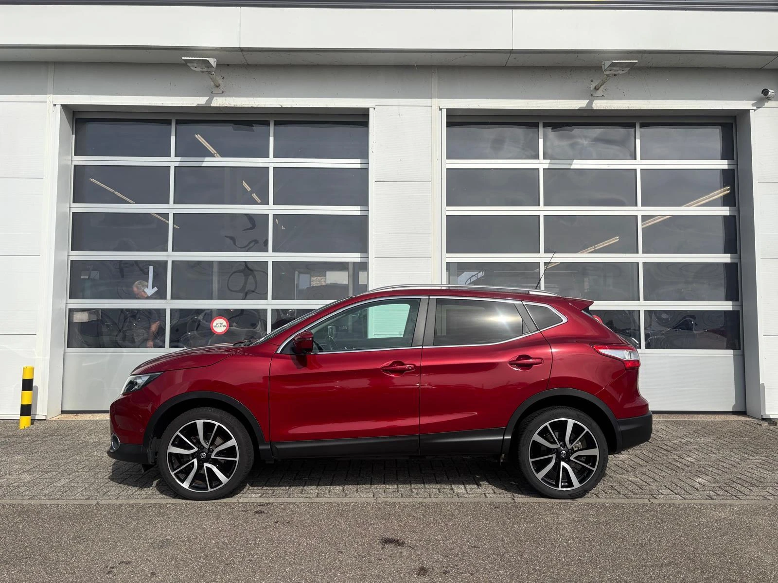 Nissan QASHQAI met kenteken 60100 – autofoto 4