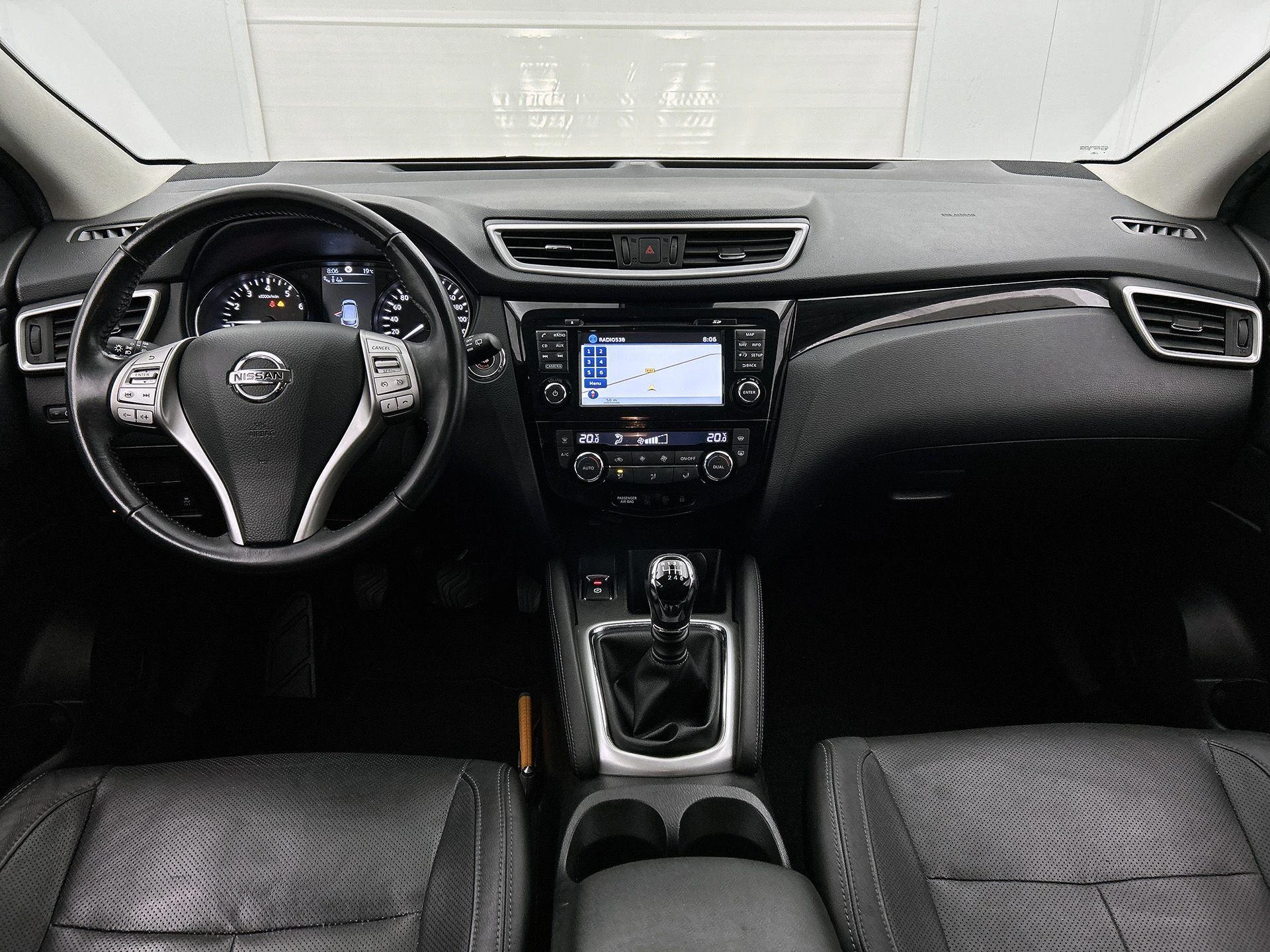 Nissan QASHQAI met kenteken 60100 – autofoto 5