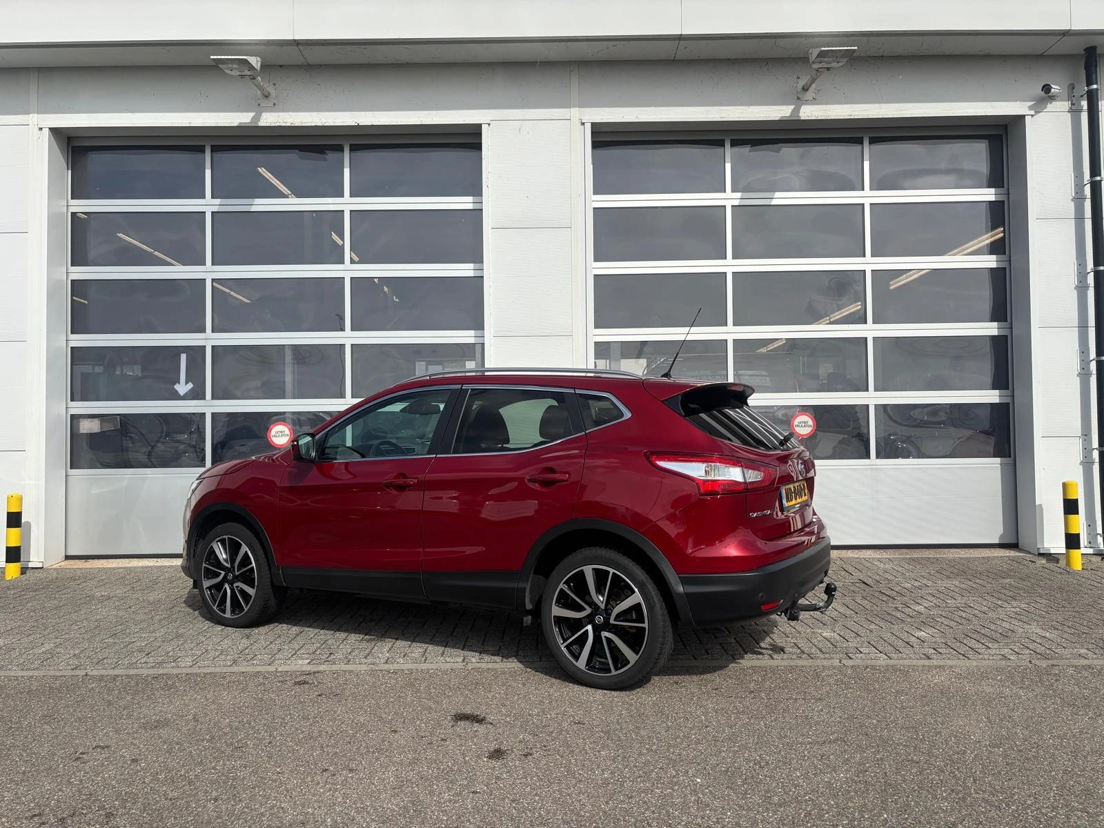 Nissan QASHQAI met kenteken 60100 – autofoto 5