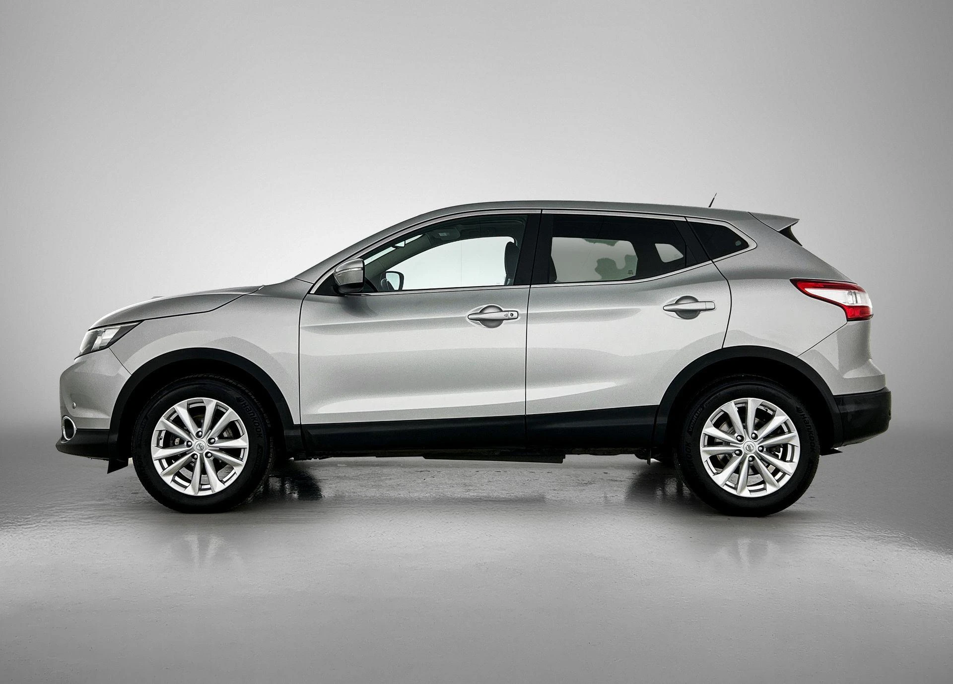 Nissan QASHQAI met kenteken 68100 – autofoto 4