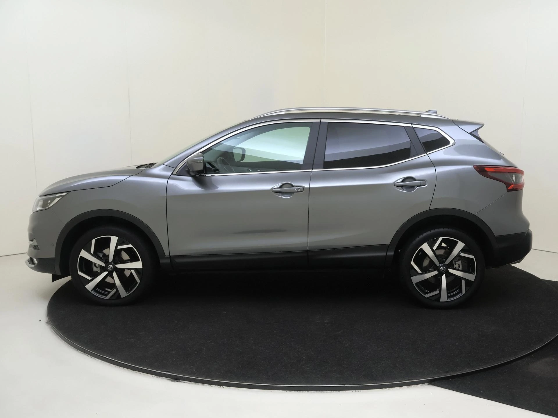 Nissan QASHQAI met kenteken 73100 – autofoto 5