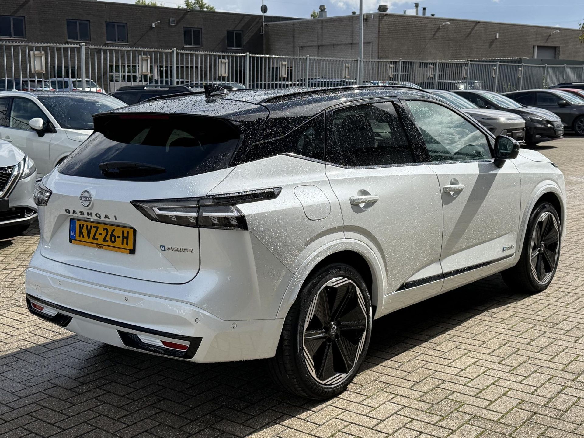 Nissan QASHQAI met kenteken KVZ-26-H – autofoto 2