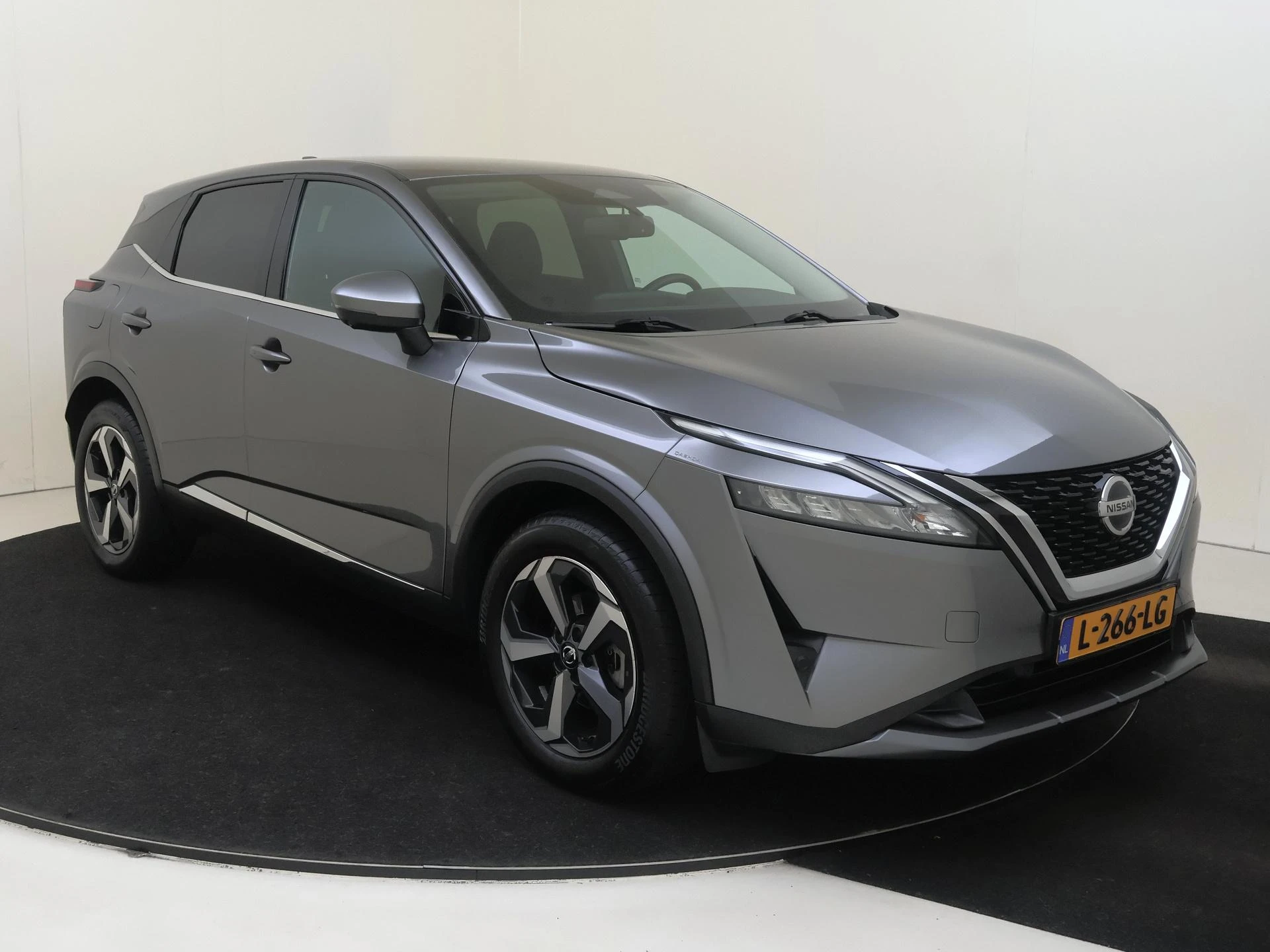 Nissan QASHQAI met kenteken L-266-LG – autofoto 3